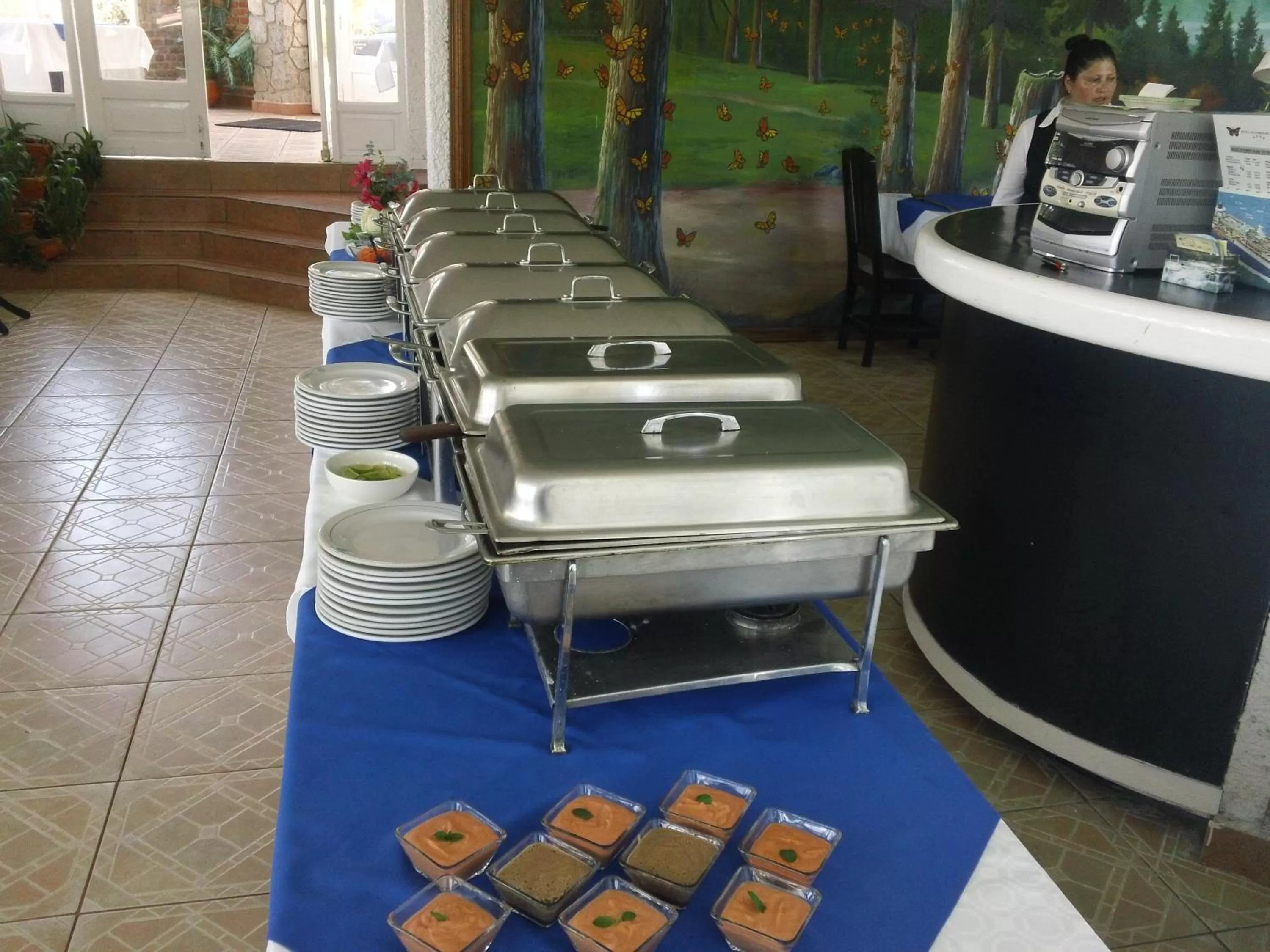 Restaurant/places to eat in Hotel Villa Monarca Inn