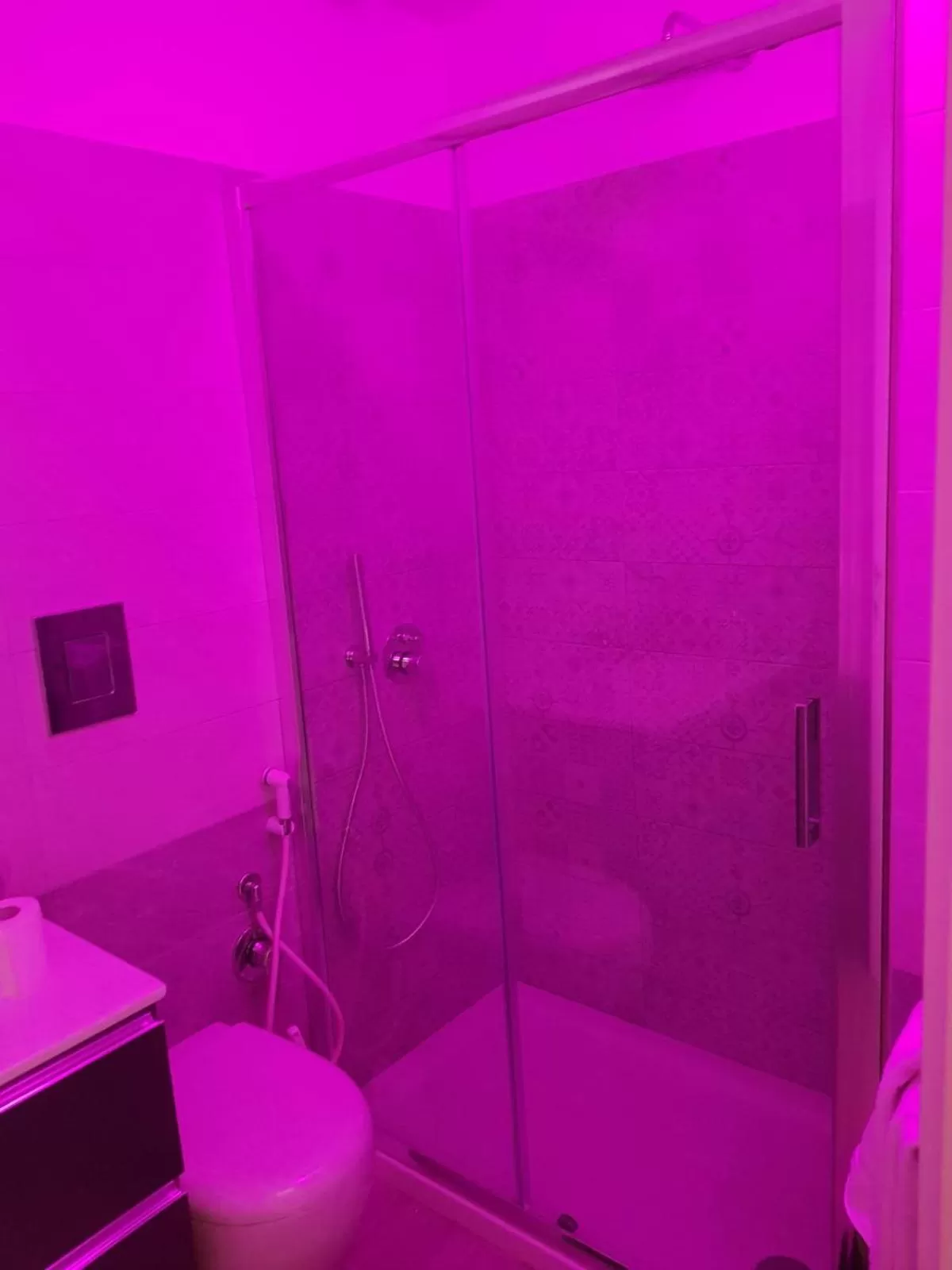 Bathroom in 2B Fifteen Floor Suite Napoli