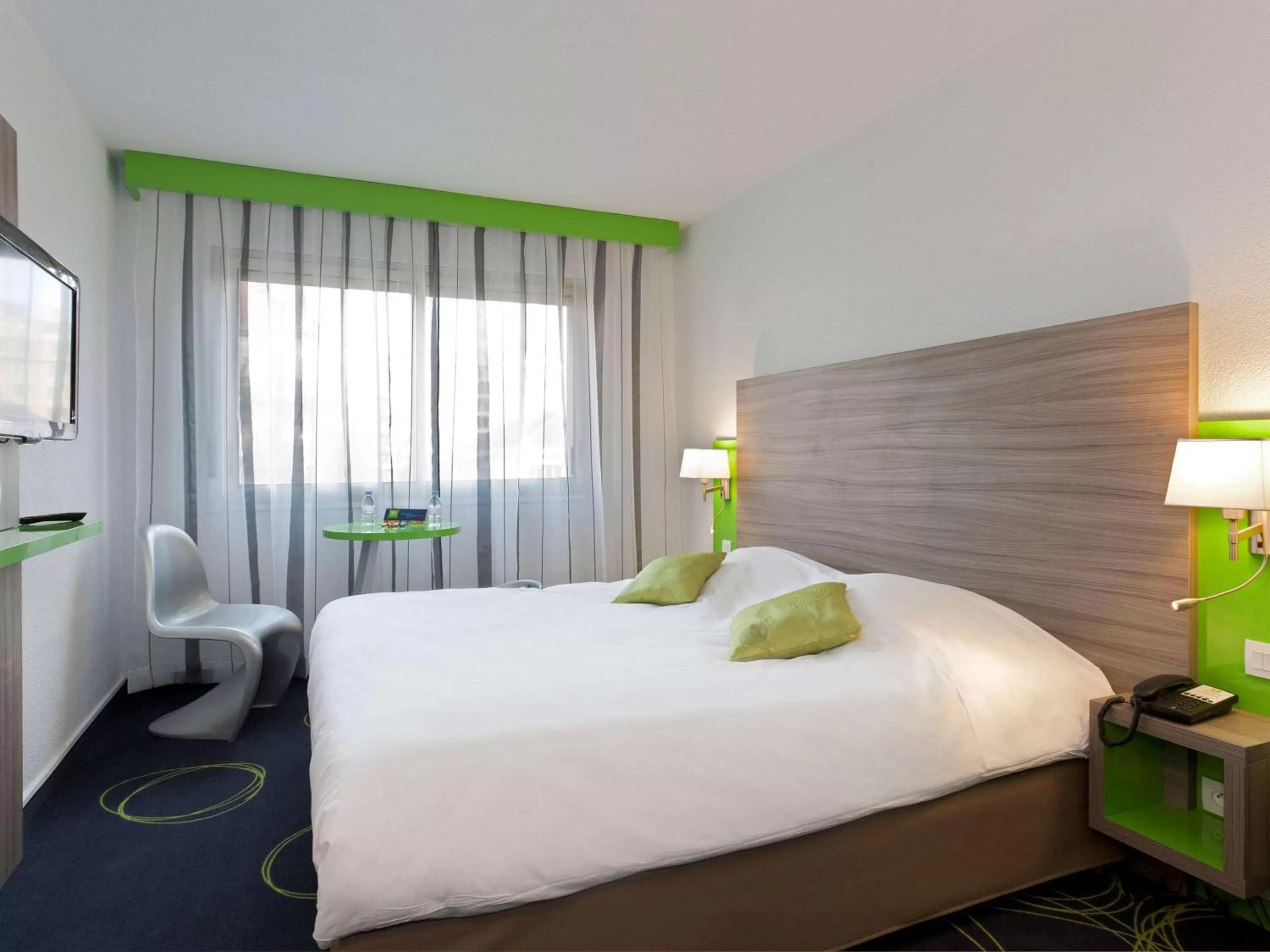 Standard Double Room in ibis Styles Grenoble Centre Gare