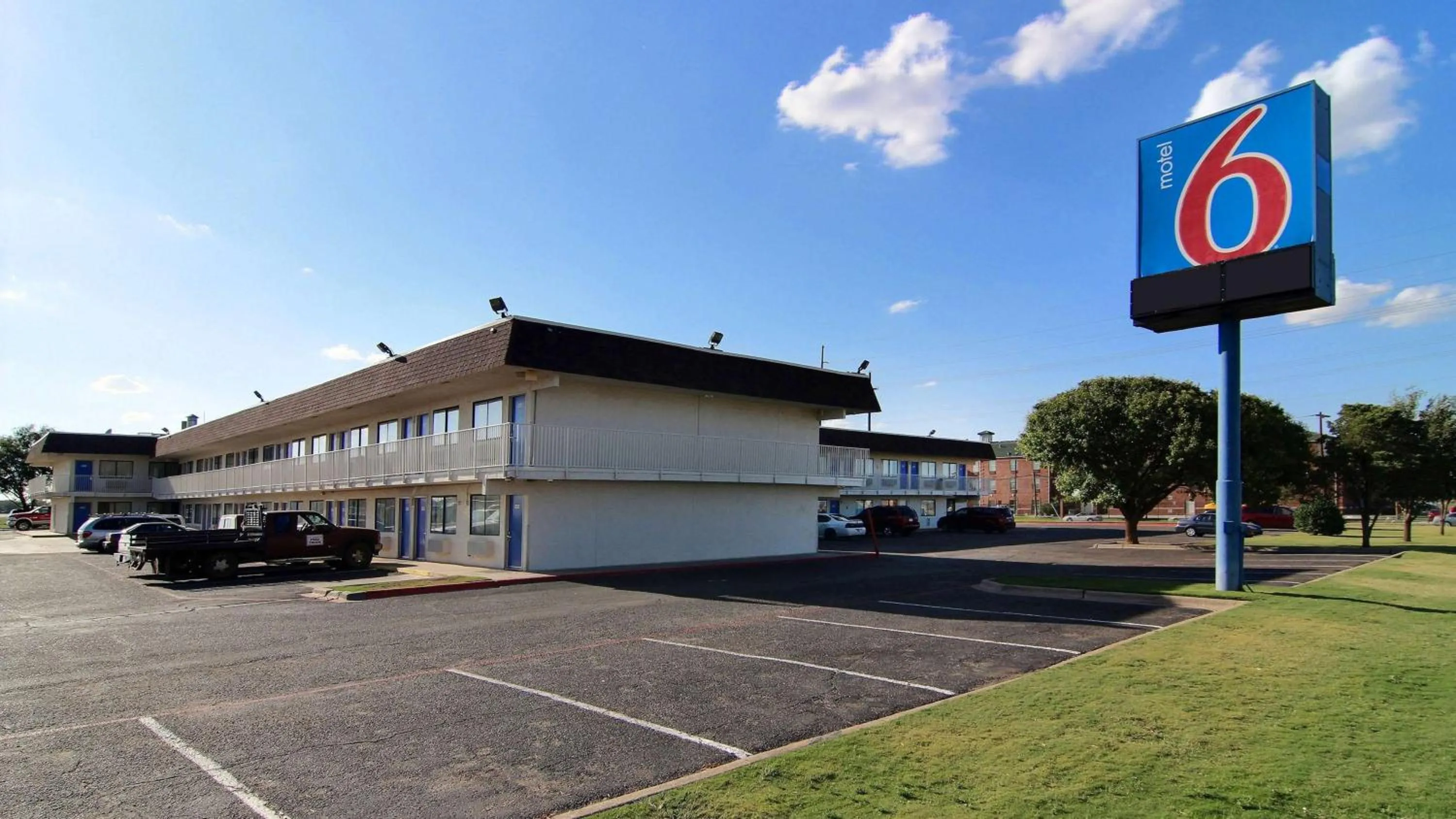 Property building in Motel 6-Lubbock, TX