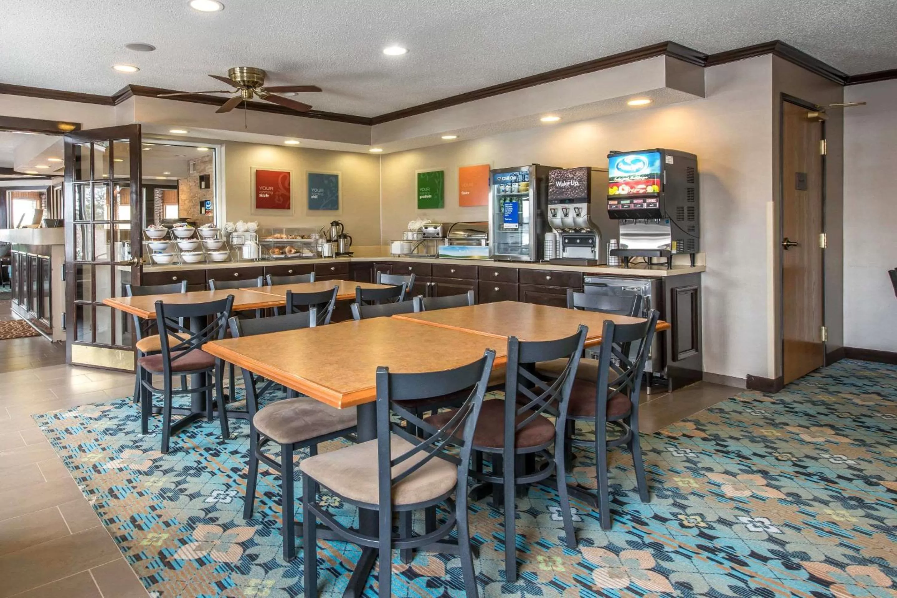 Restaurant/places to eat in Comfort Inn