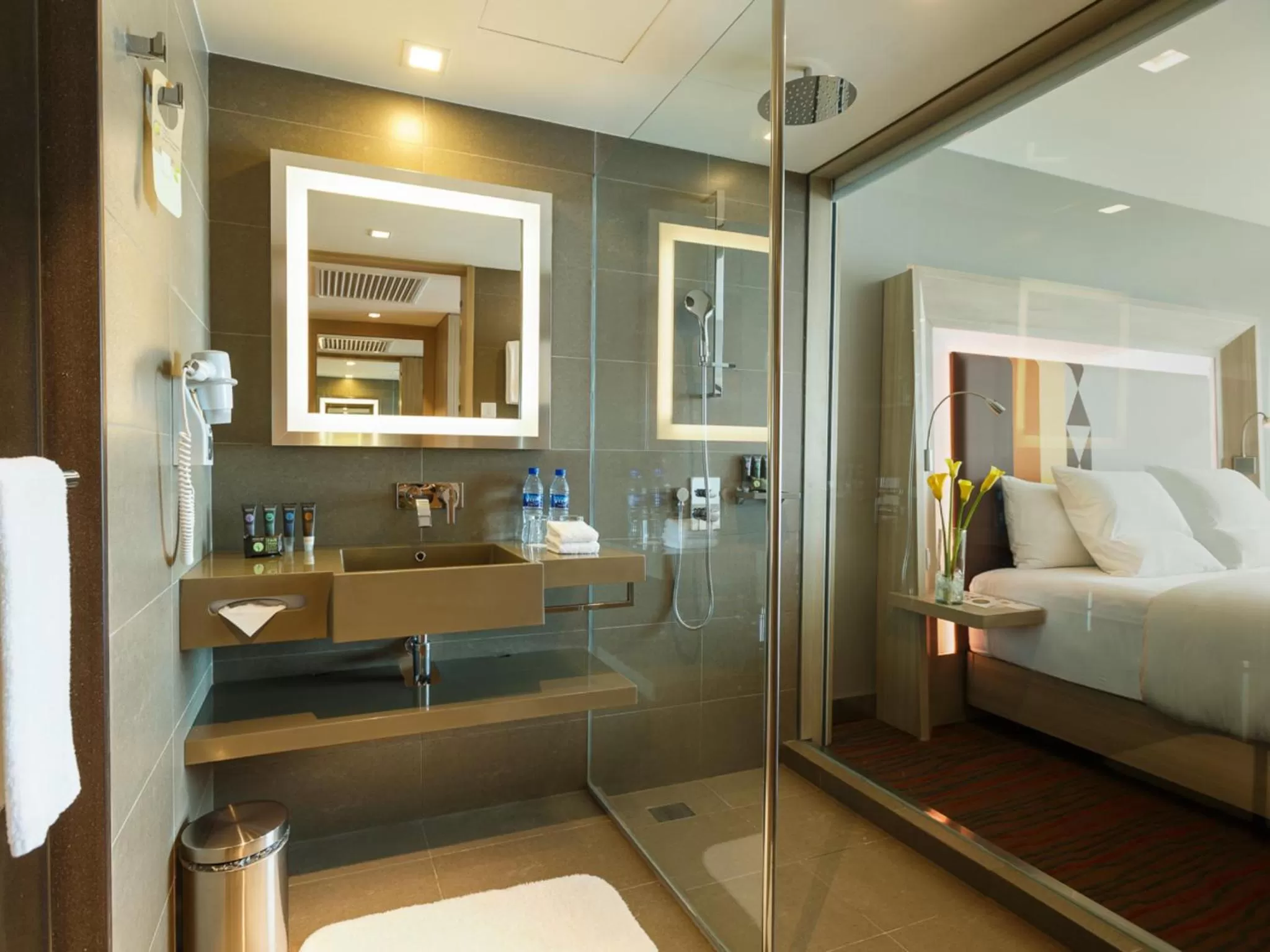 Shower, Bed in Novotel Manila Araneta City Hotel