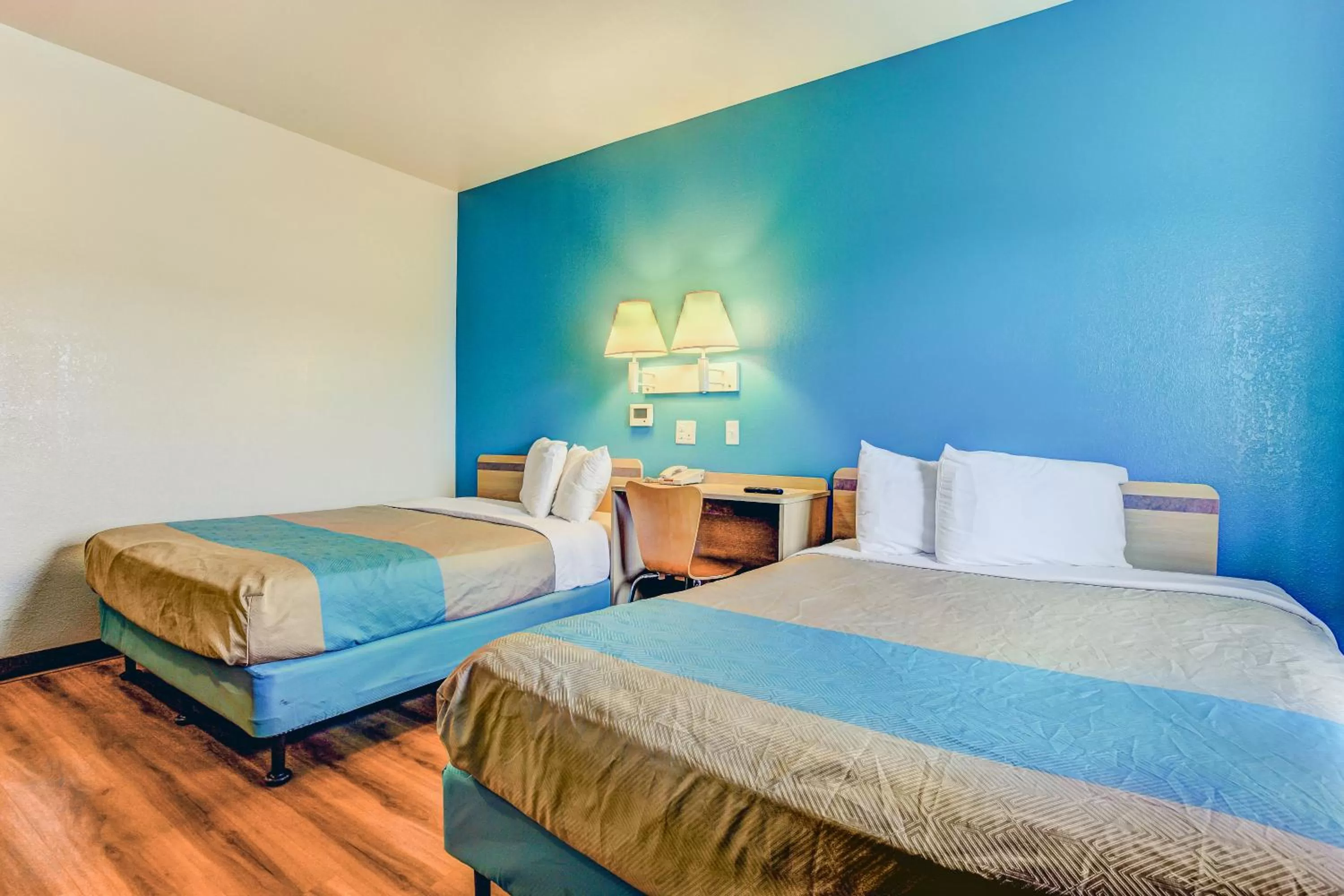 Bedroom, Bed in Motel 6-Coos Bay, OR