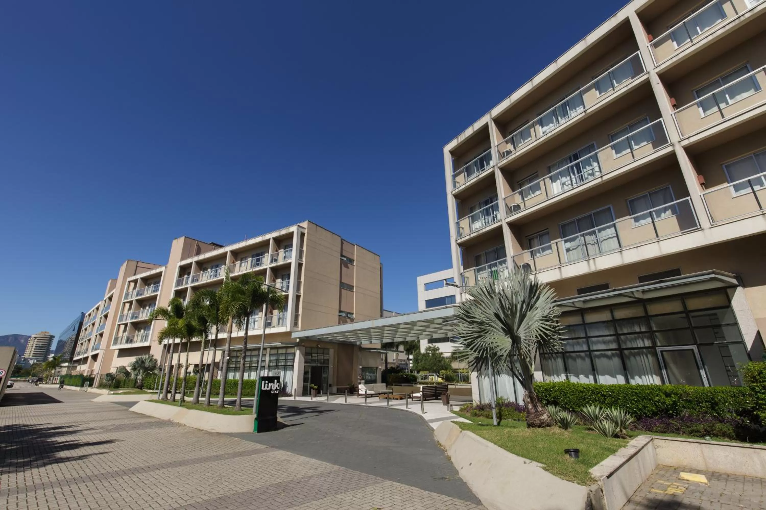 Property building in Promenade Link Stay Barra da Tijuca