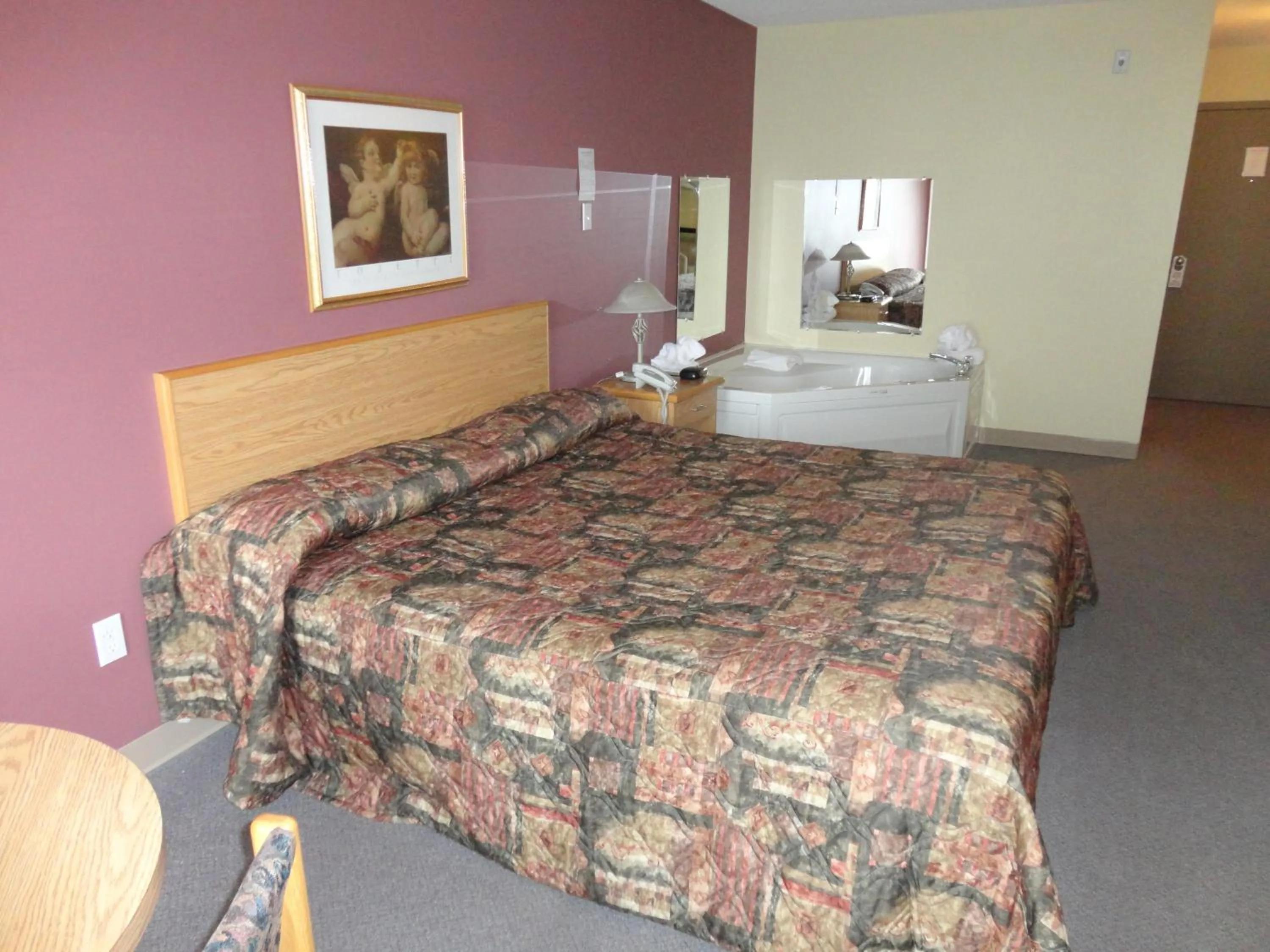 Photo of the whole room, Bed in Park Inn Motel