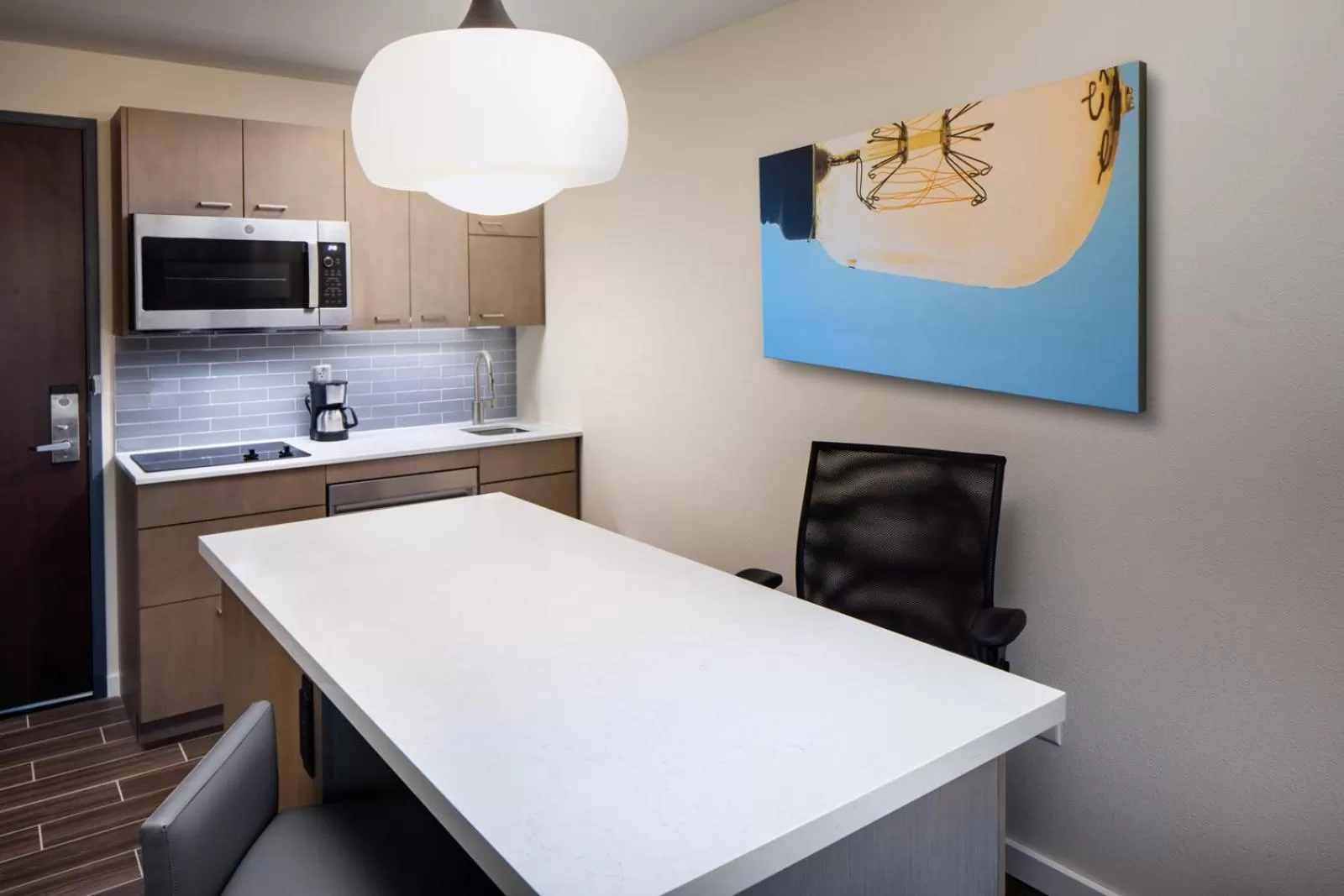 Kitchen or kitchenette in Hyatt House Tallahassee Capitol University