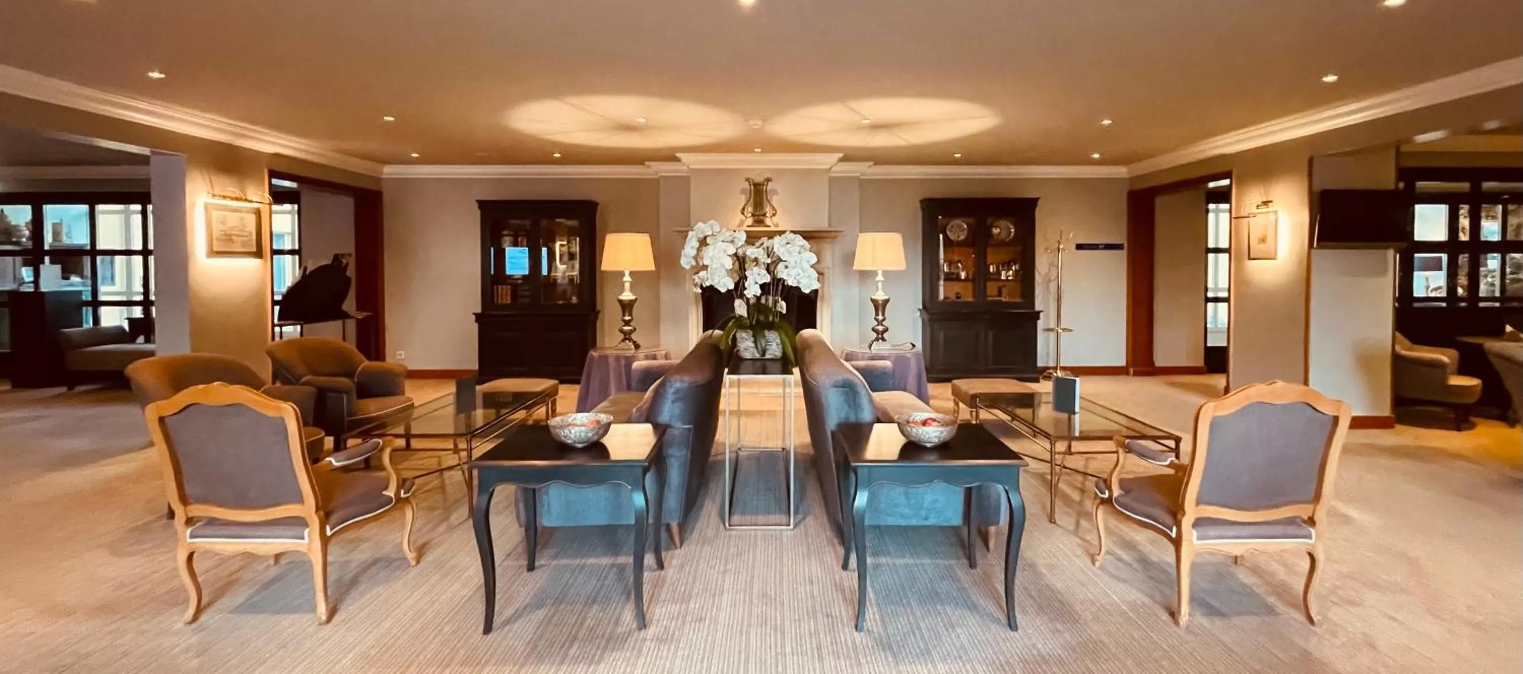 Lobby or reception in Hotel La Barcarolle