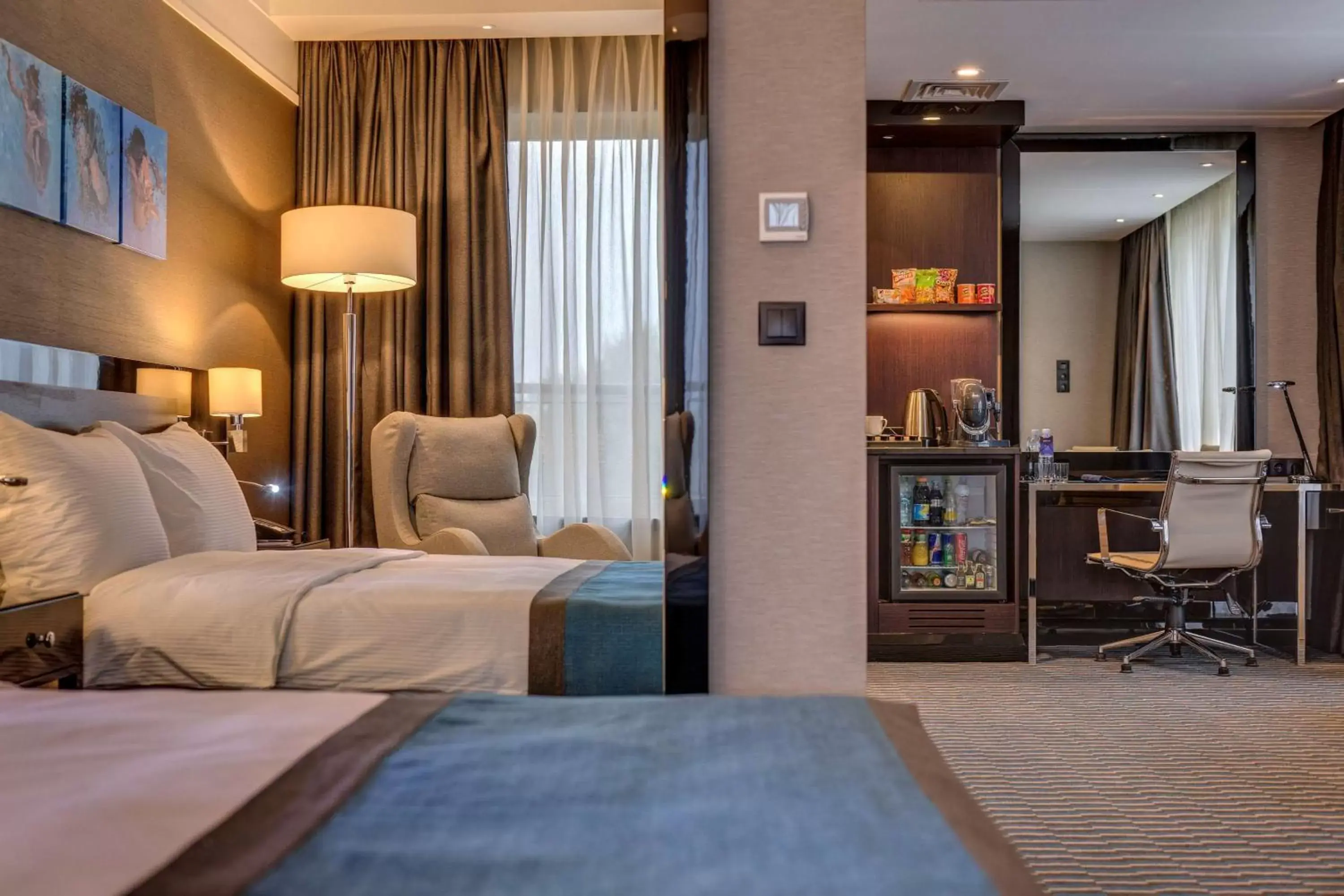 Family Suite in Radisson Blu Leogrand Hotel Family Suite in Radisson Blu Leogrand Hotel