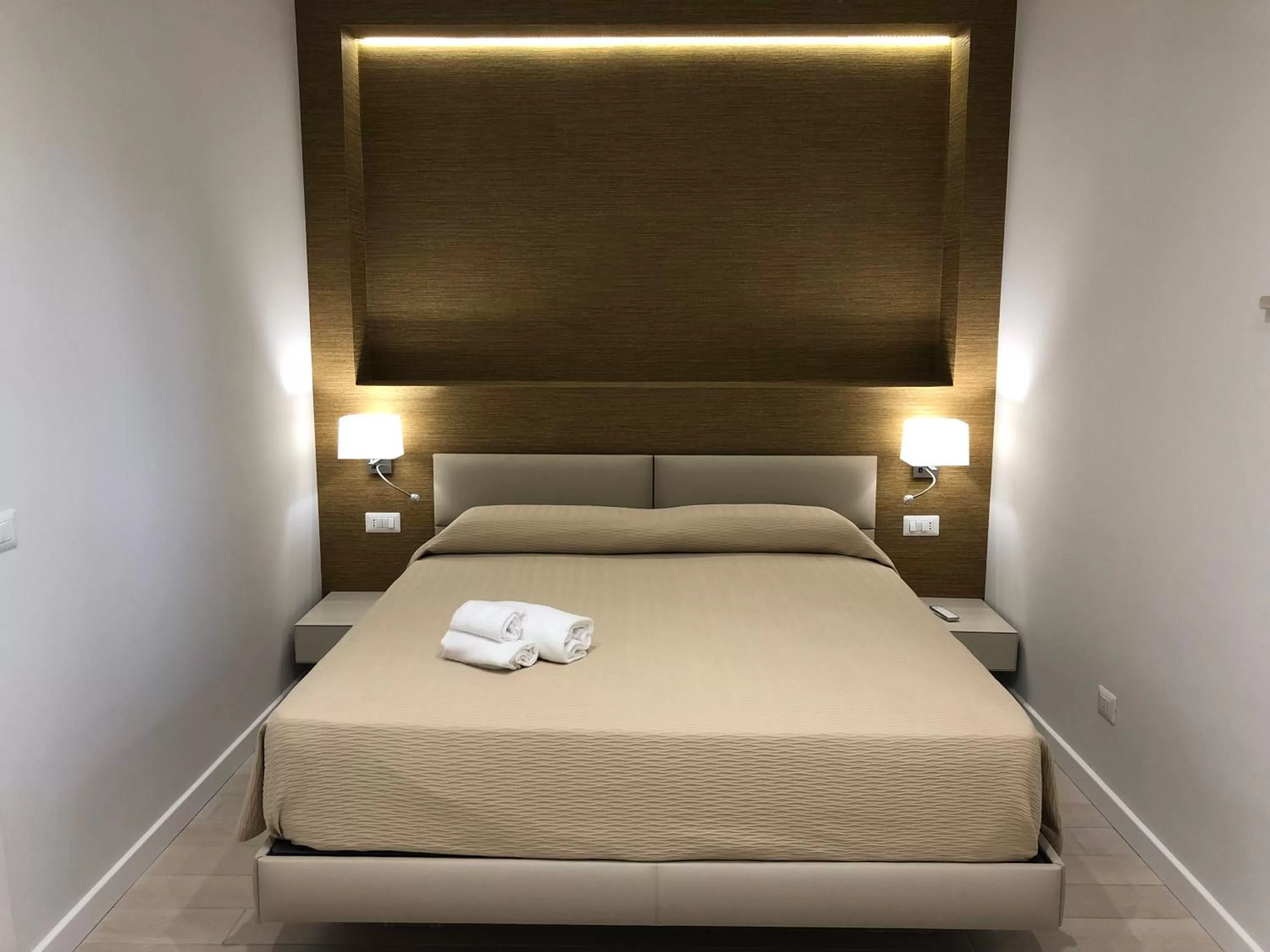 Bed in Isola Bella Infinity Suites