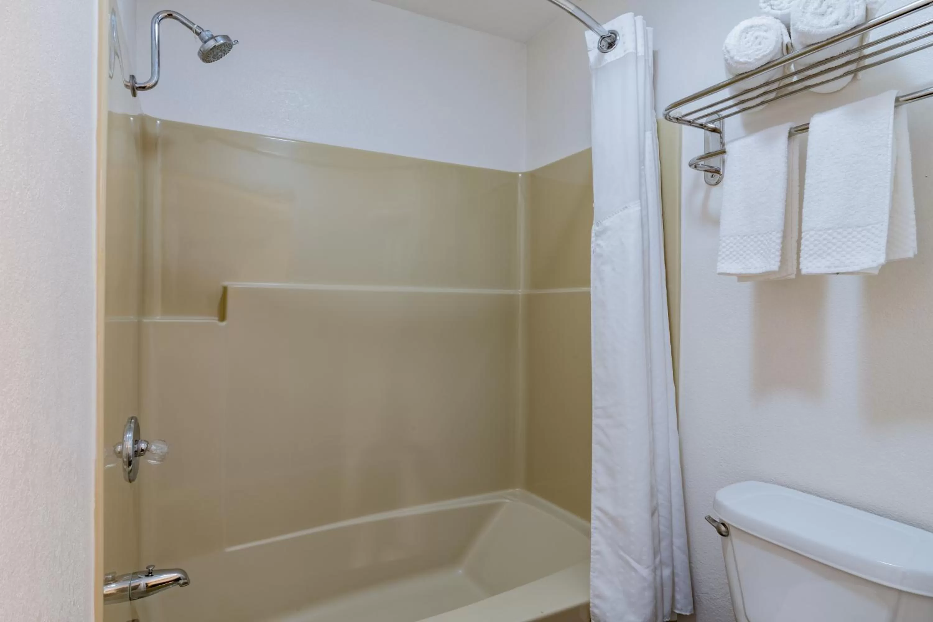 Shower in Super 8 Ukiah by Wyndham