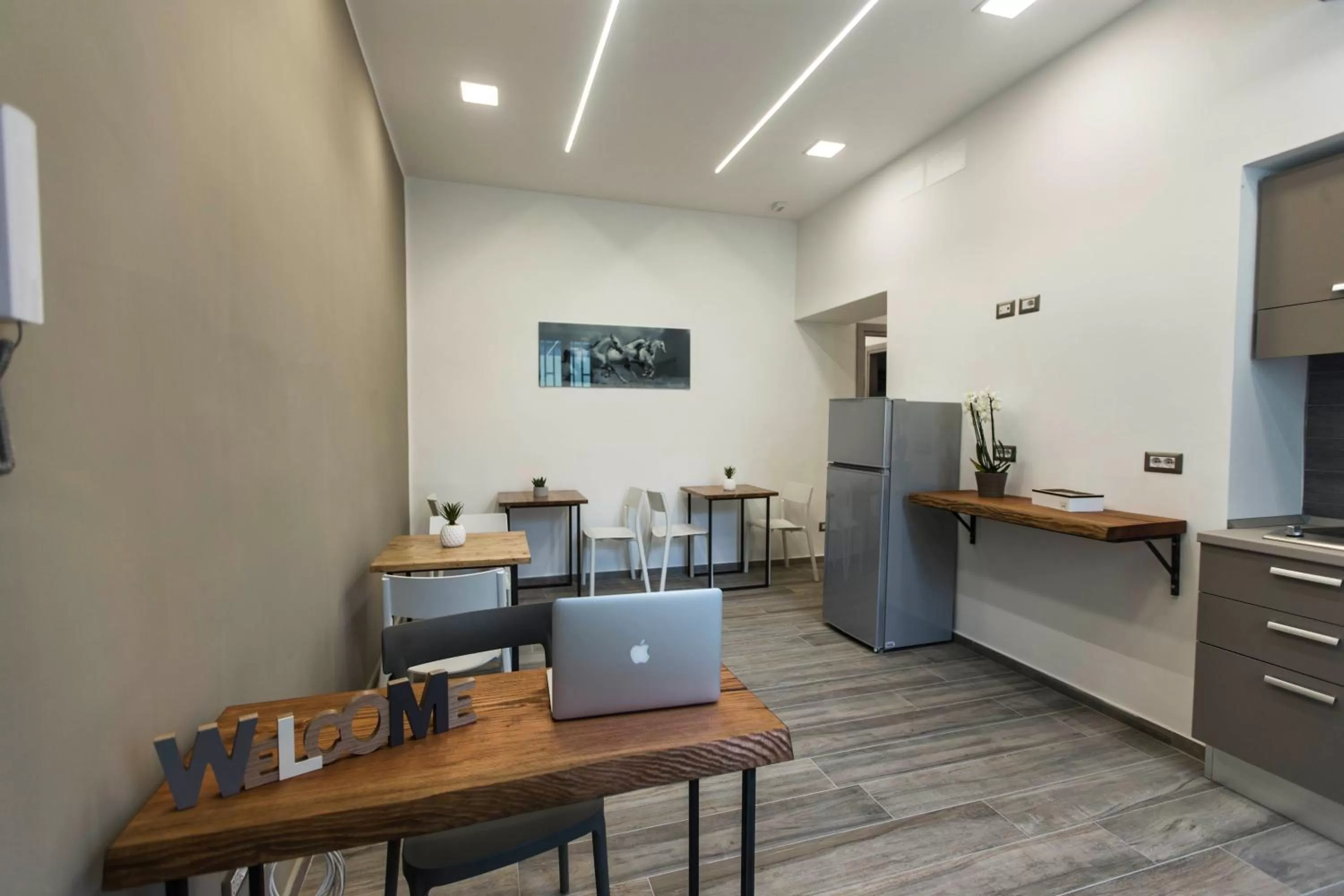 Photo of the whole room in GB Central Station Napoli