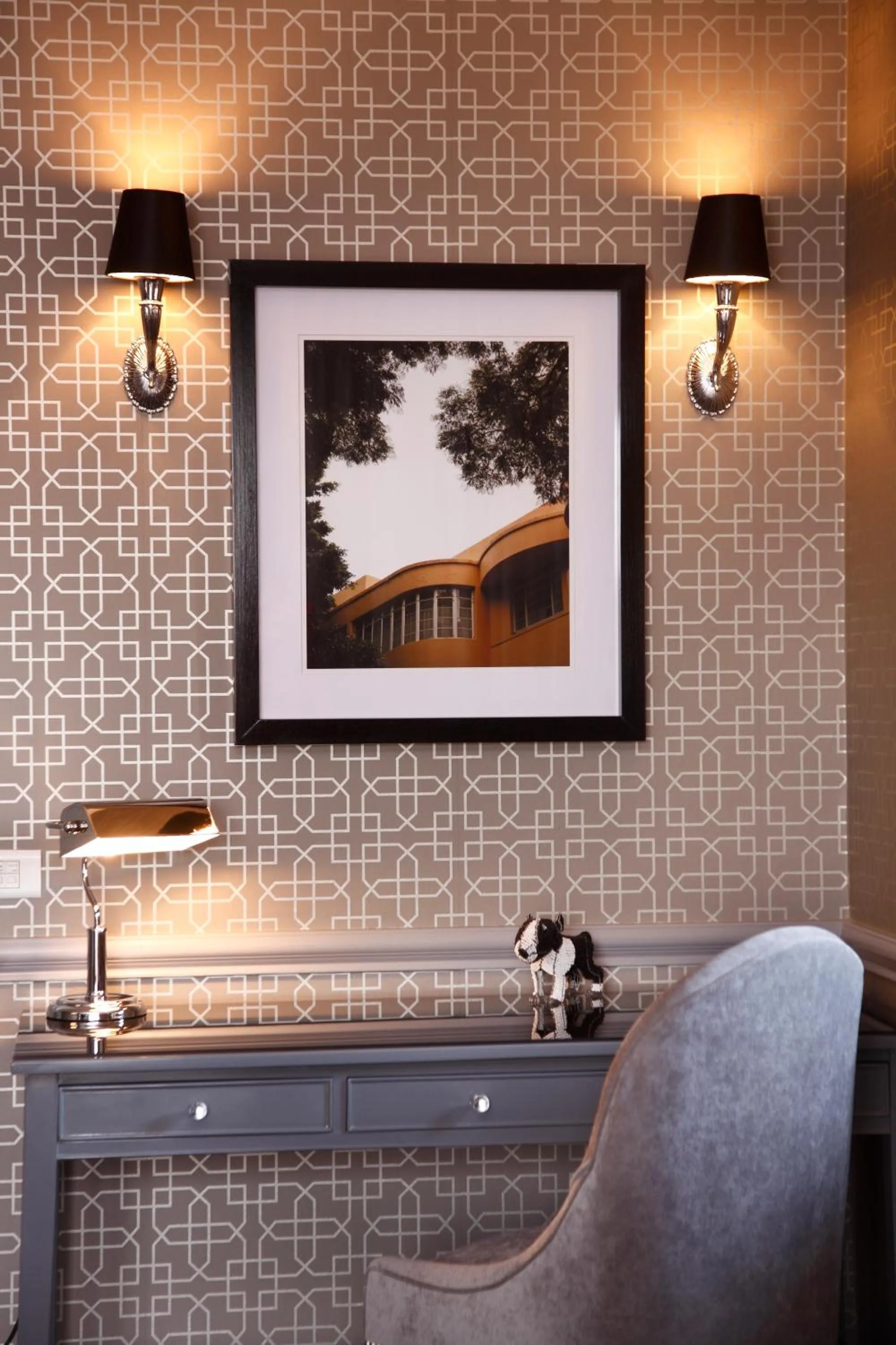 Decorative detail in 54 on Bath, Johannesburg Rosebank