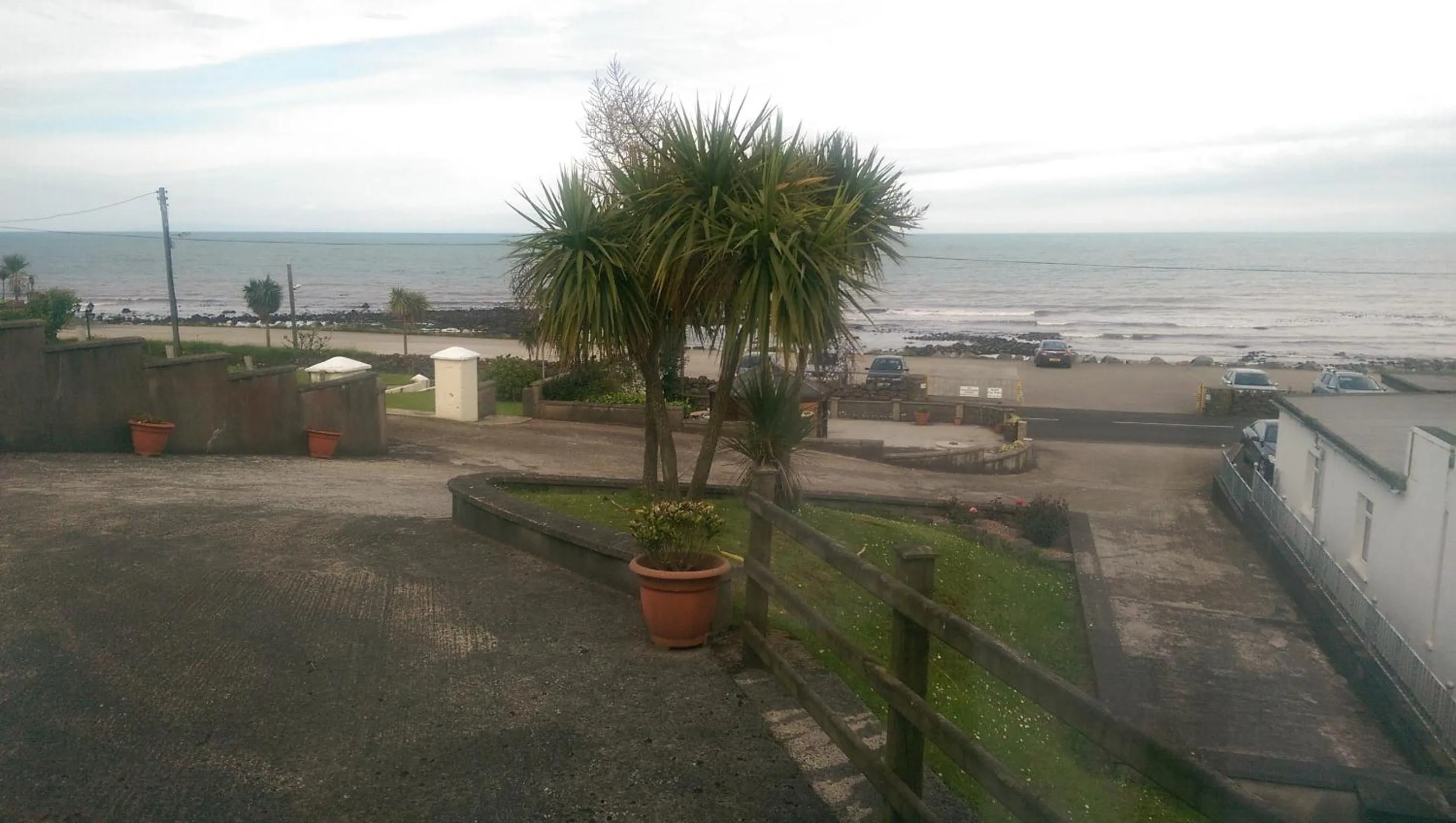 Garden in Halfway House Hotel