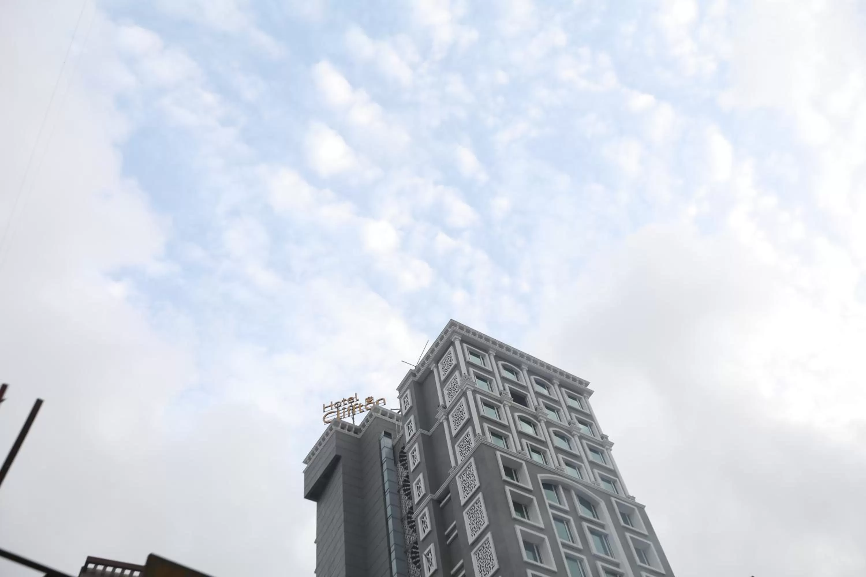 Property building in Hotel Cliffton