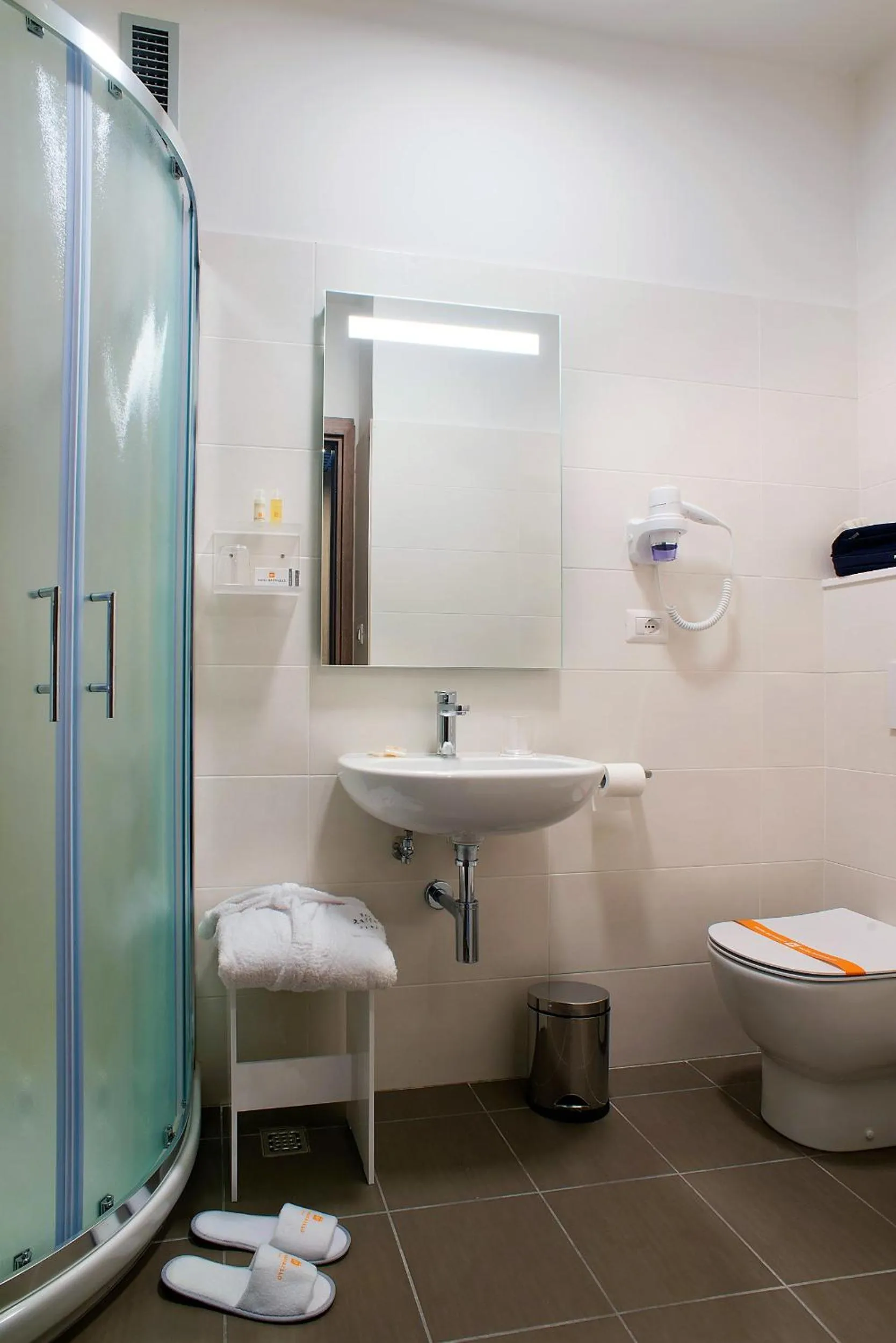Bathroom in Hotel Raffaello