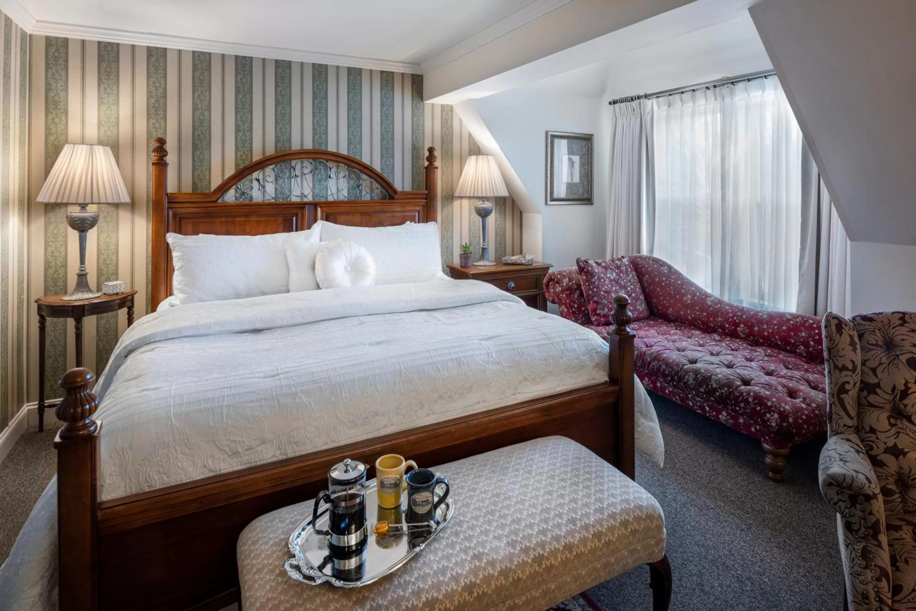 Bedroom, Bed in The Inn at Thorn Hill