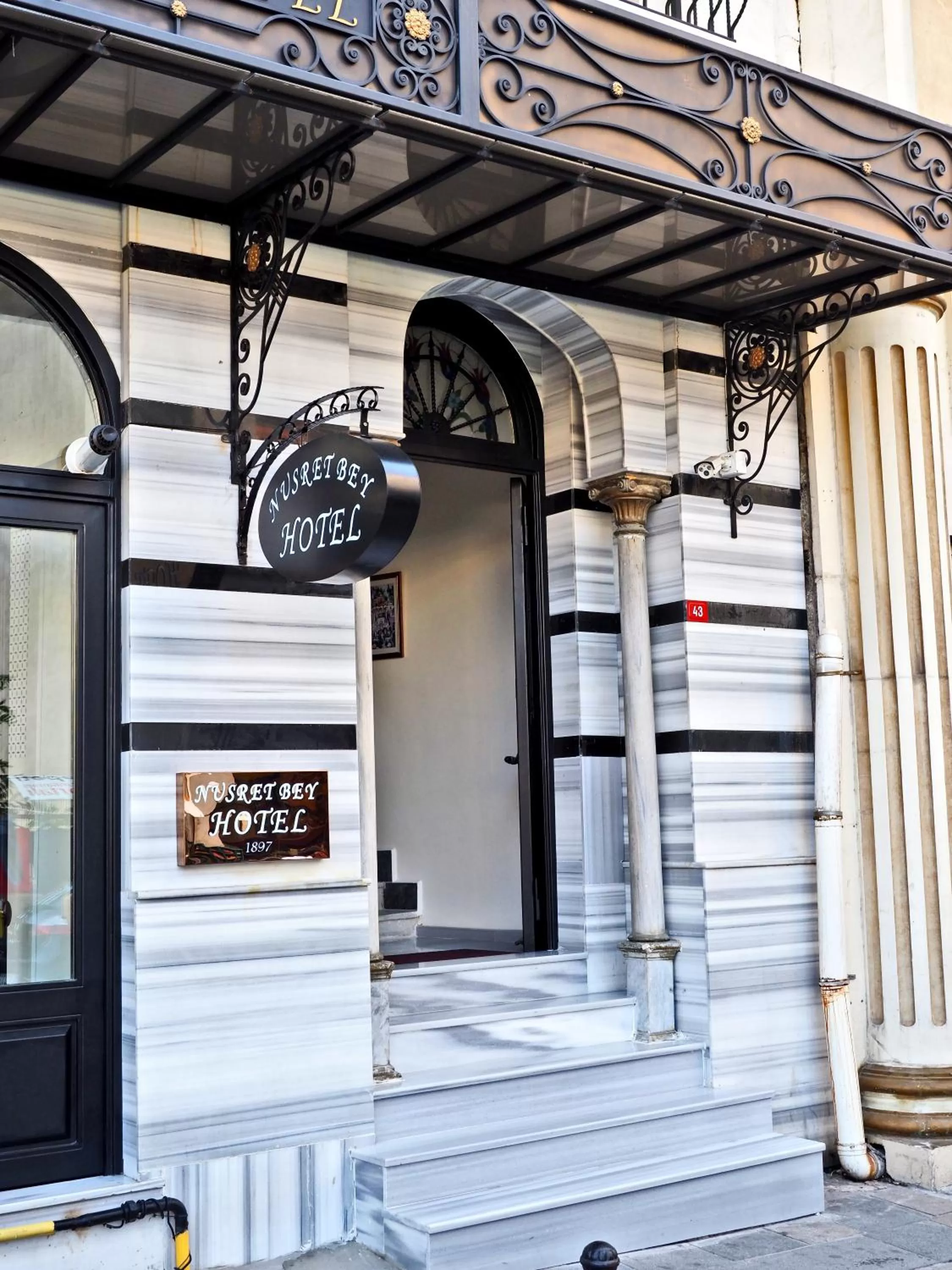 Facade/entrance in Nusretbey Hotel