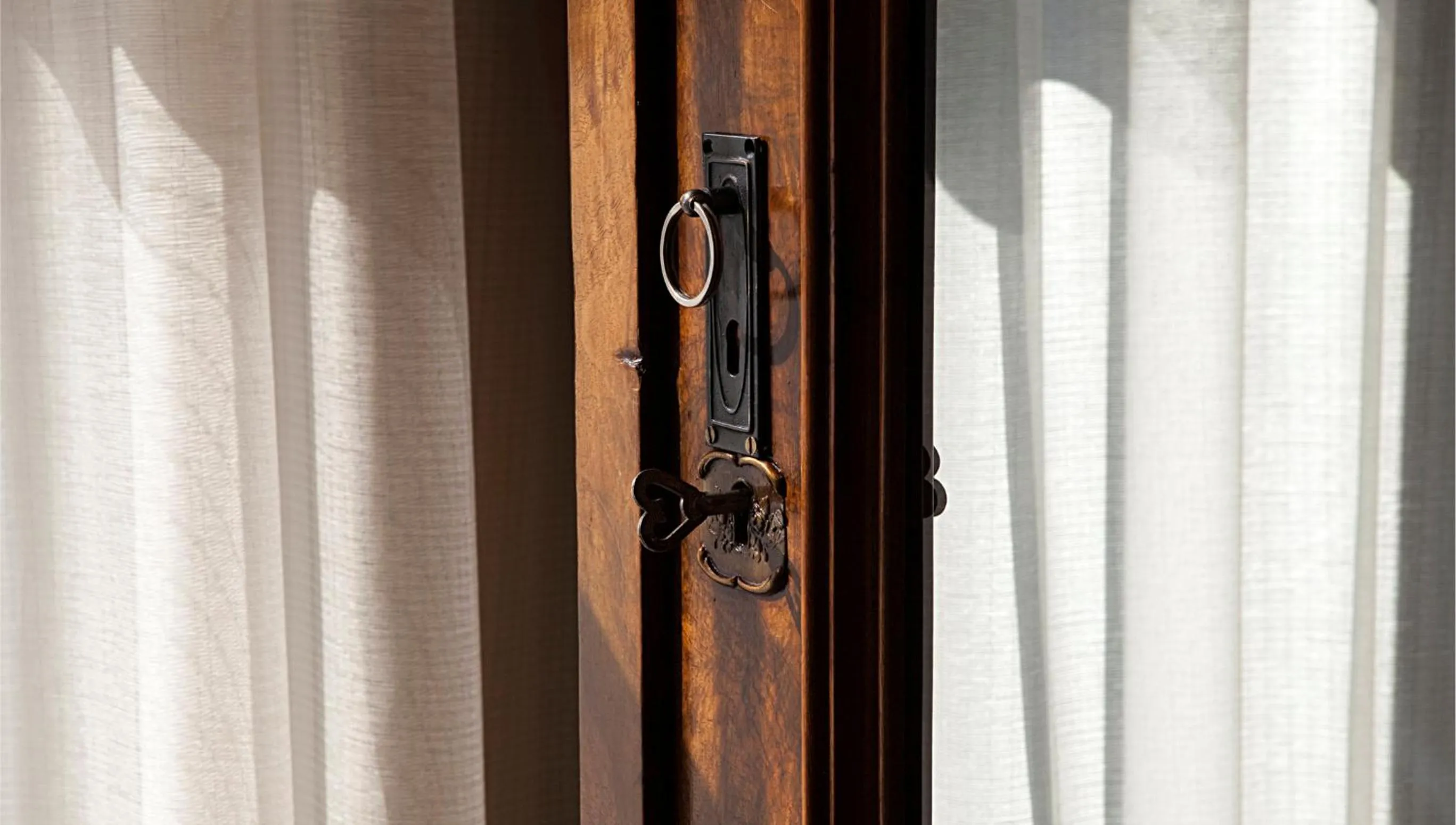 Decorative detail in Kitapevi Hotel