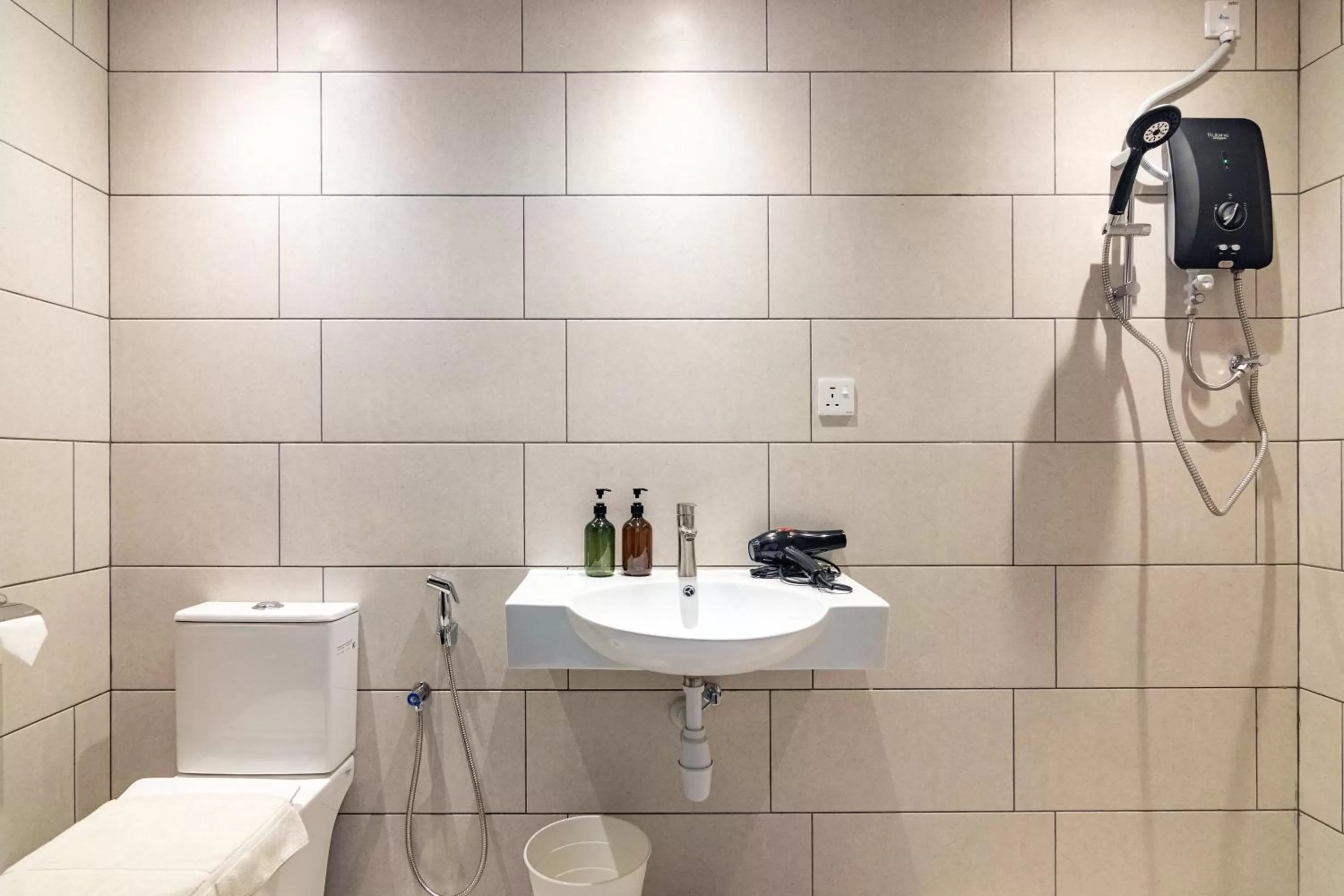 Shower in Bagan Suite