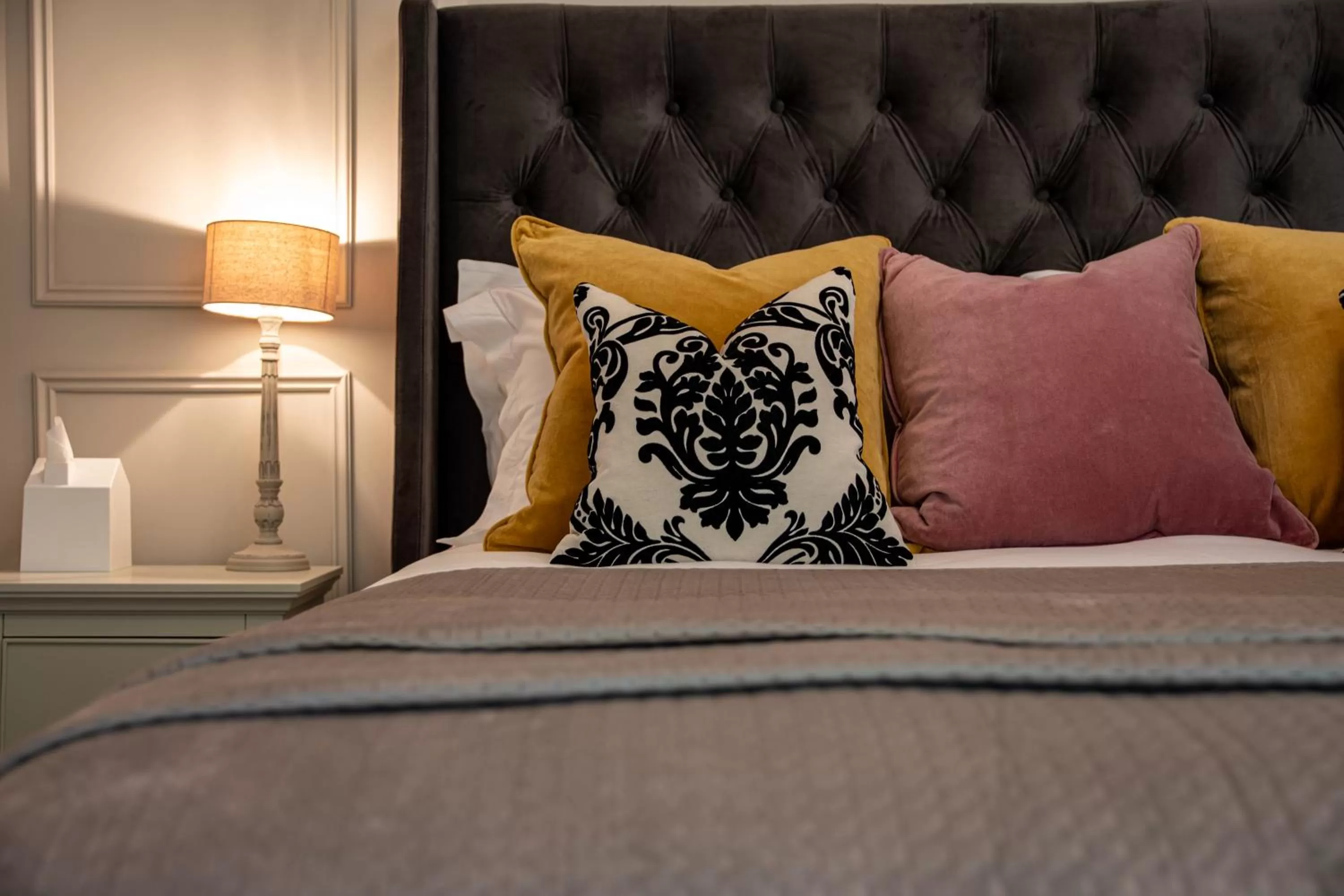 Bed in Apple Tree Bed and Breakfast