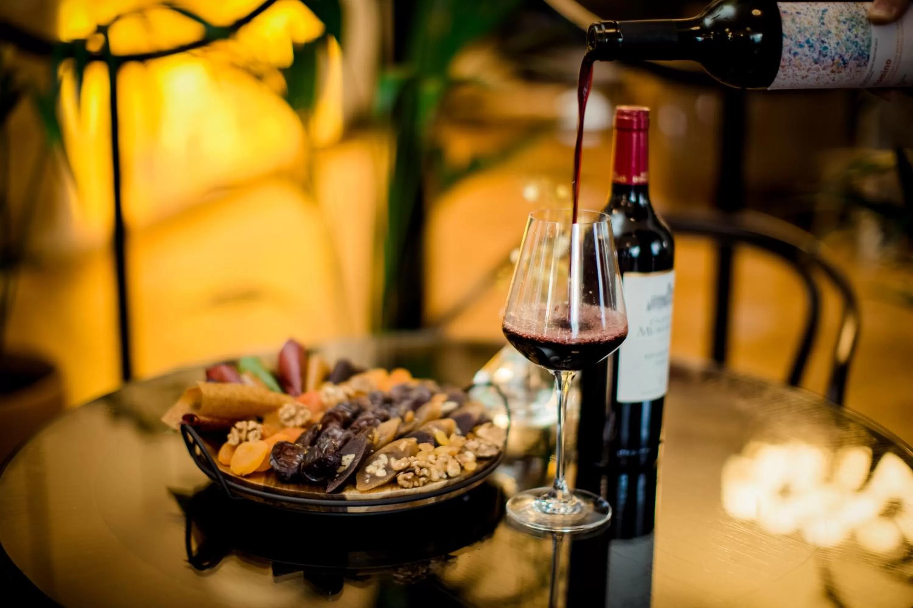 Restaurant/places to eat in Europe Hotel