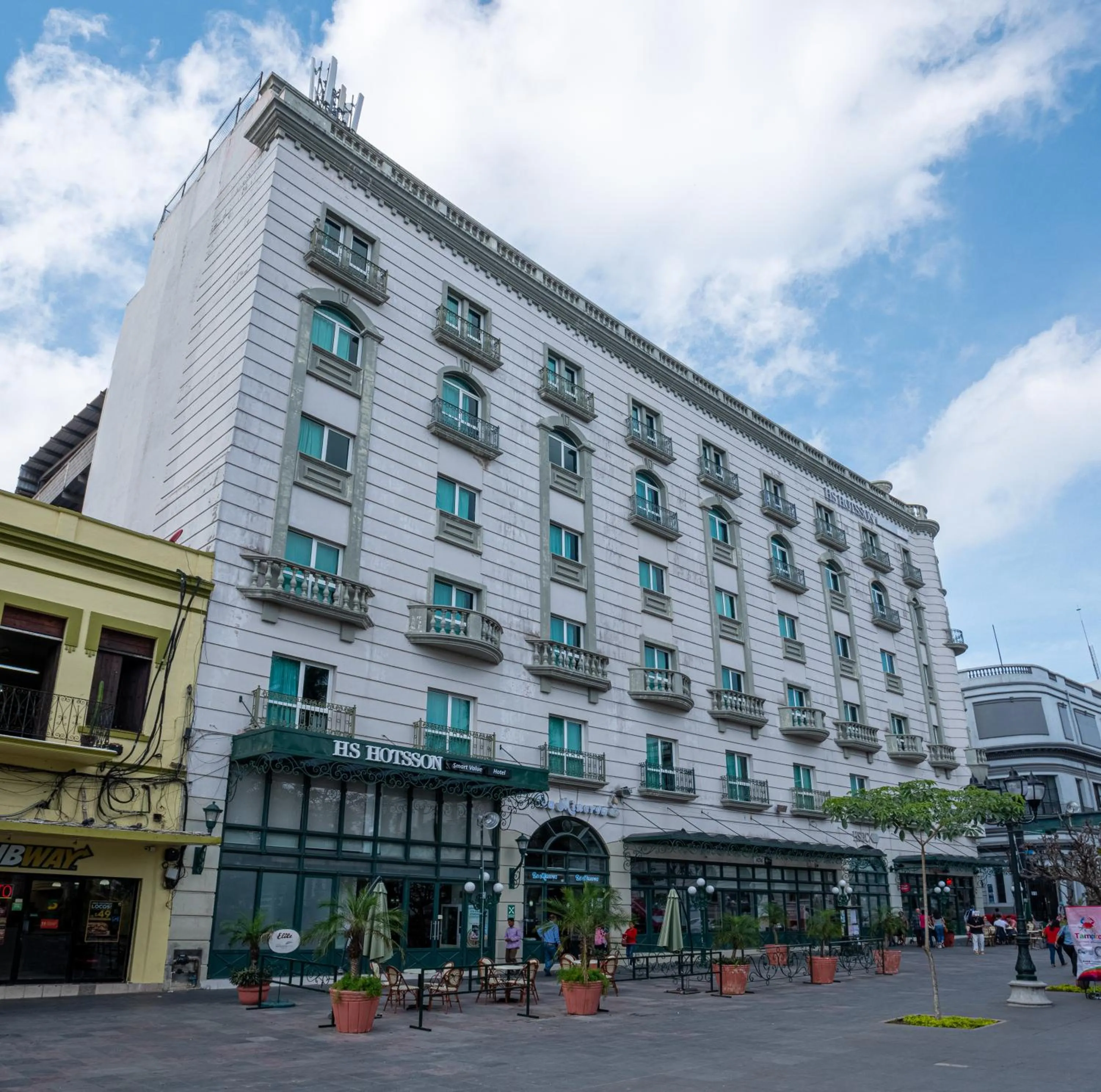 Property building in HS HOTSSON Smart Value Tampico