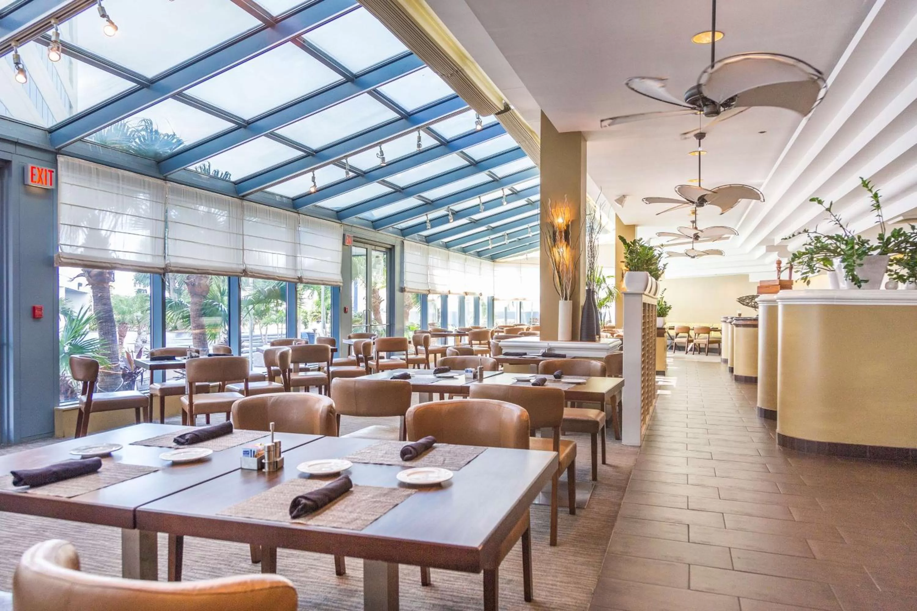 Restaurant/places to eat in Hilton Melbourne, FL