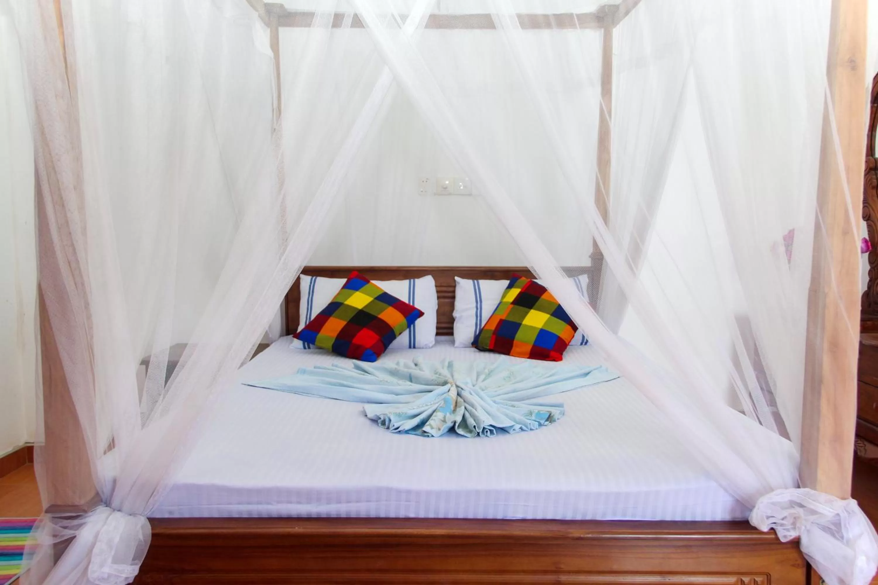 Bedroom, Bed in Pearl Resort Mirissa