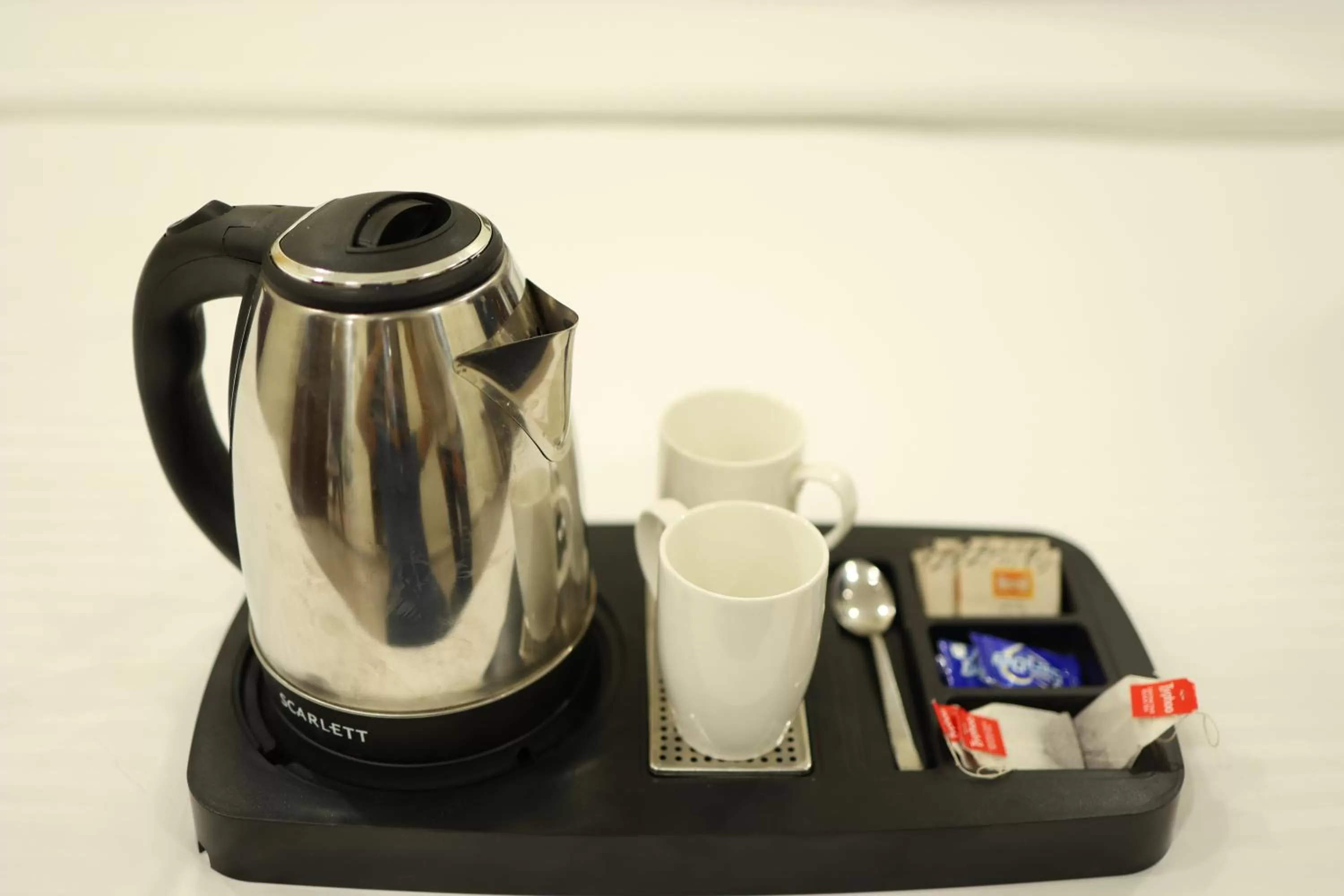 Coffee/tea facilities in Perfectstayz Value Dwarkesh - Hotel Near Haridwar Railway station