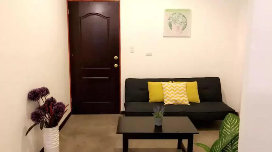 Living room, Seating Area in Cando Living Apartments in Central Avenue