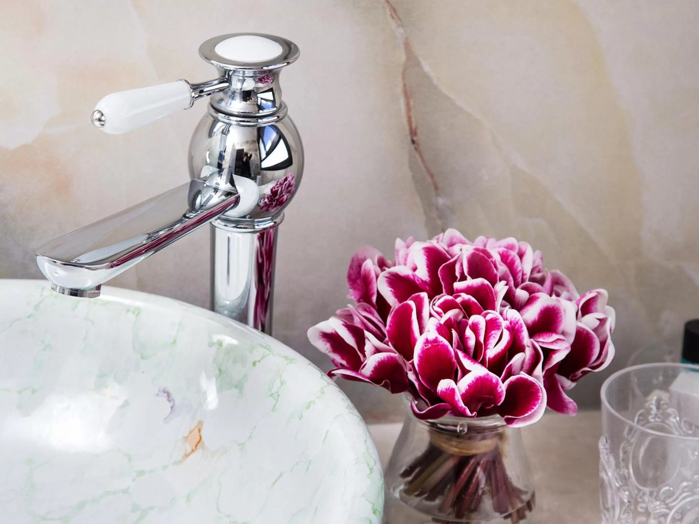 Bathroom in Shtarkman Erna Boutique Hotel Nahariya