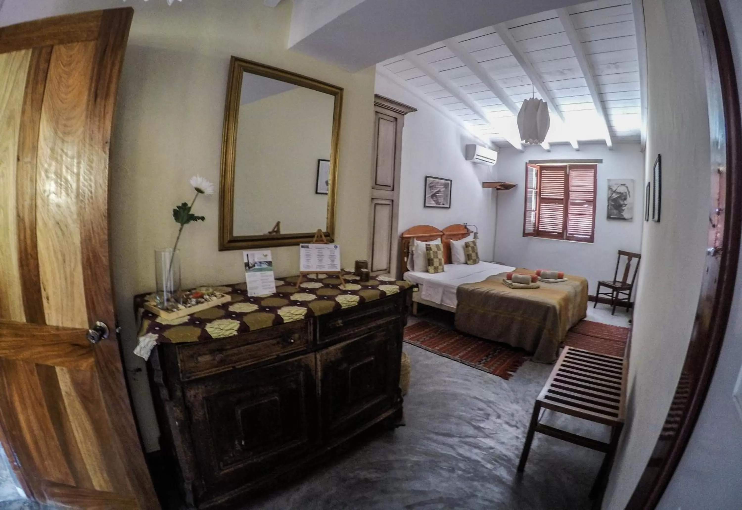 View (from property/room), Bed in The Colonial Guest House