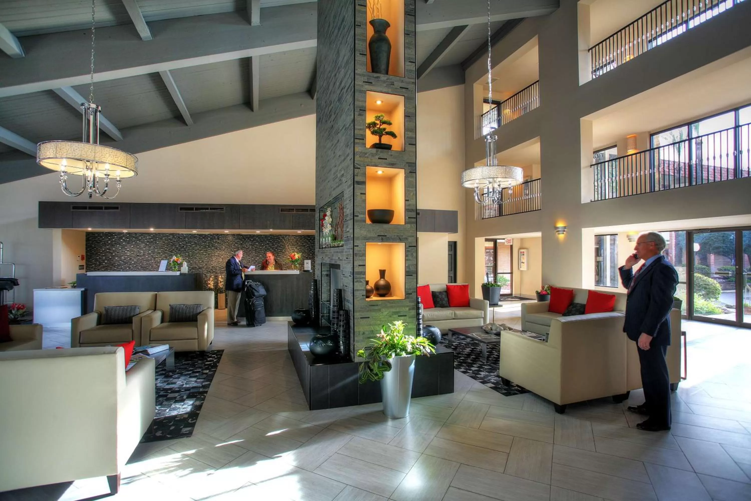 Lobby or reception in DoubleTree Suites by Hilton Tucson Airport