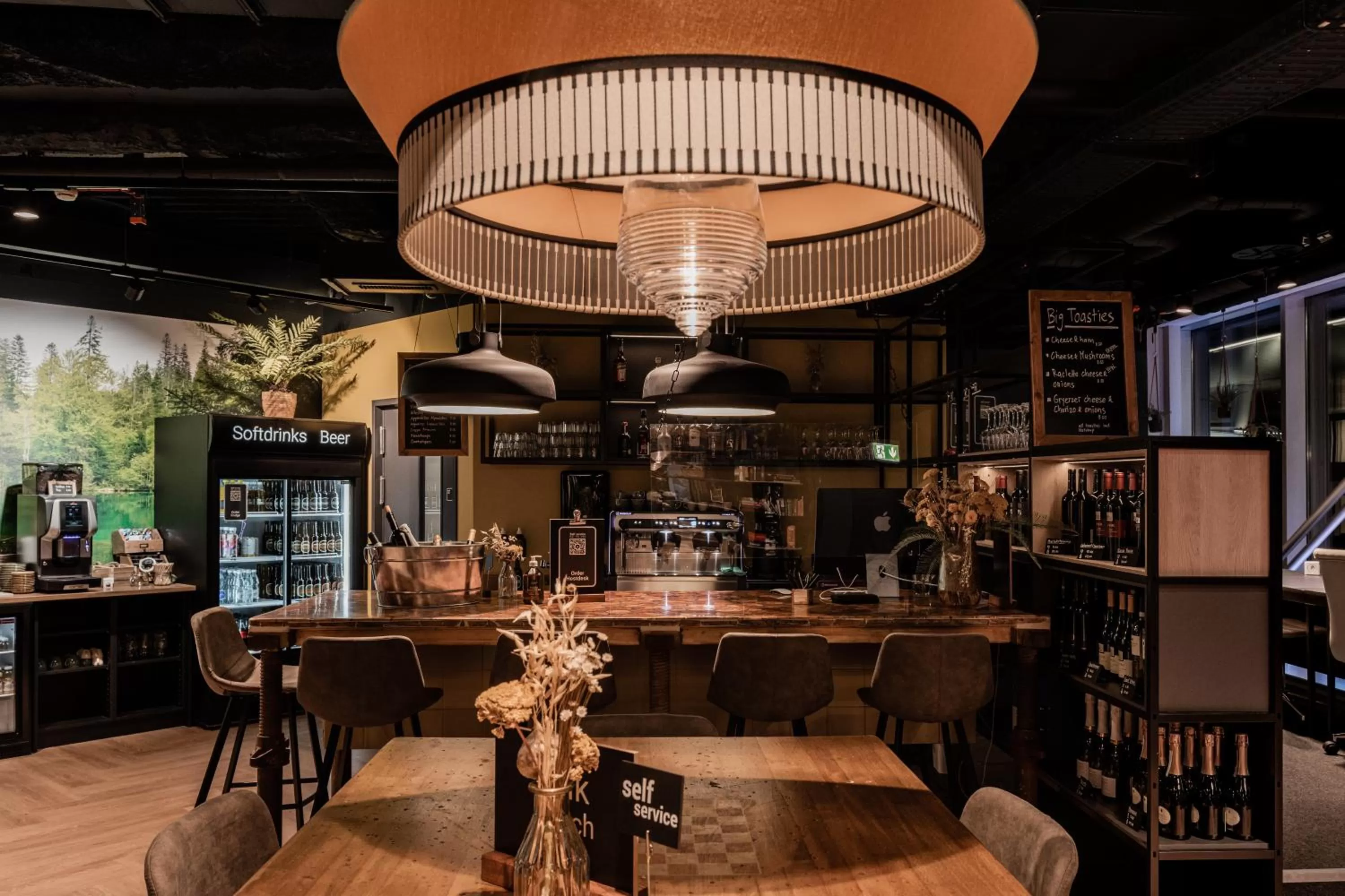 Lounge or bar in Capsule Hotel - Zurich Airport