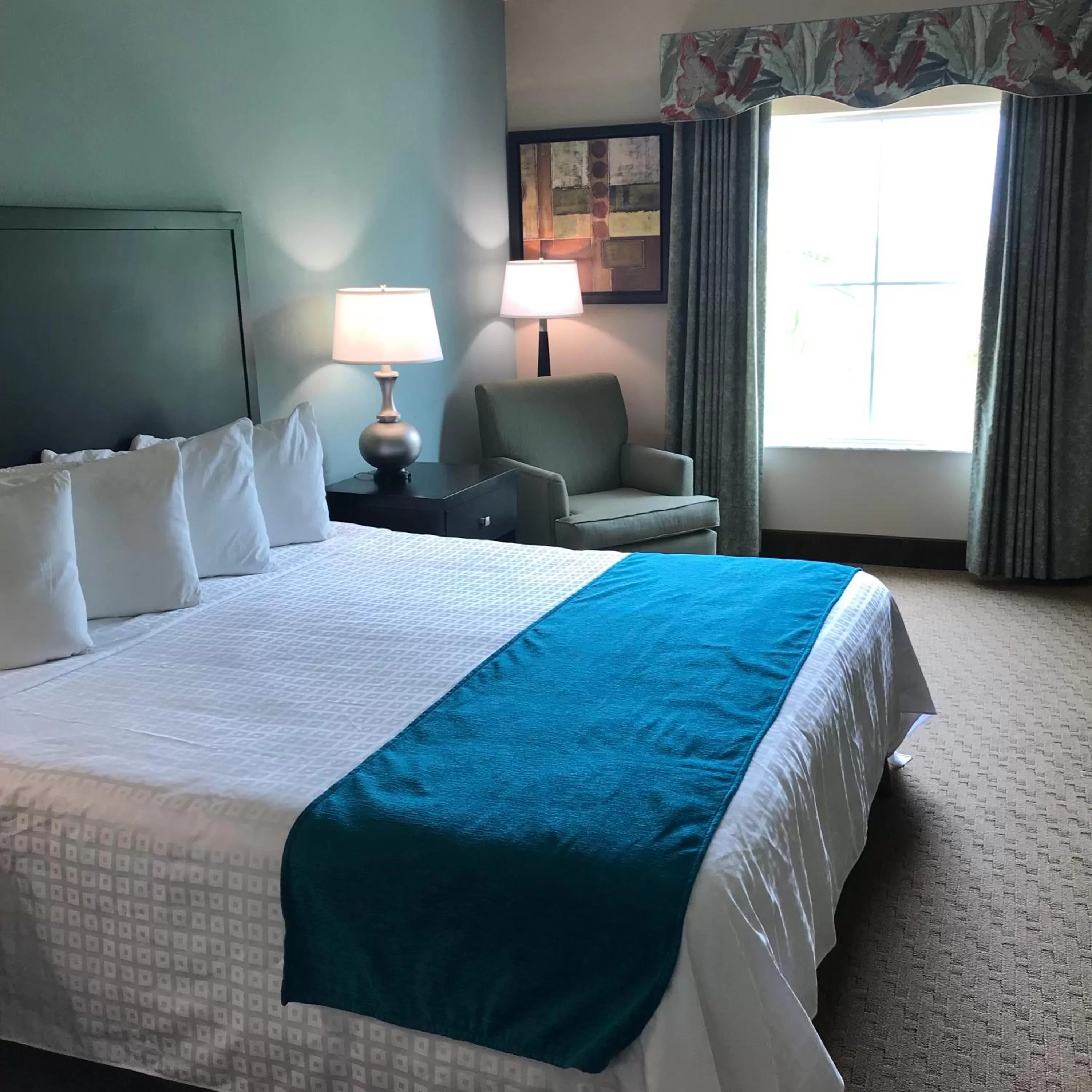 Bed in Hawthorn Suites by Wyndham Lake Buena Vista, a staySky Hotel & Resort