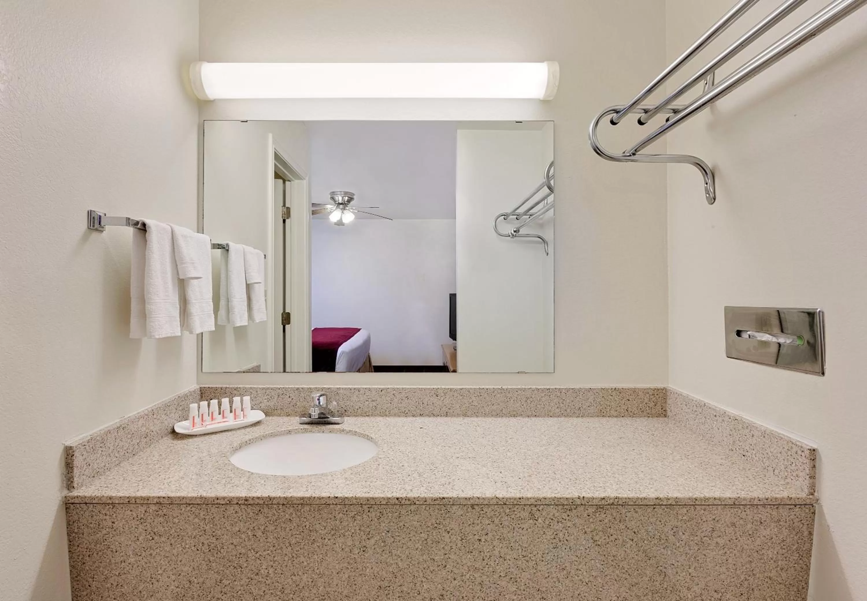 Bathroom in Days Inn by Wyndham San Angelo