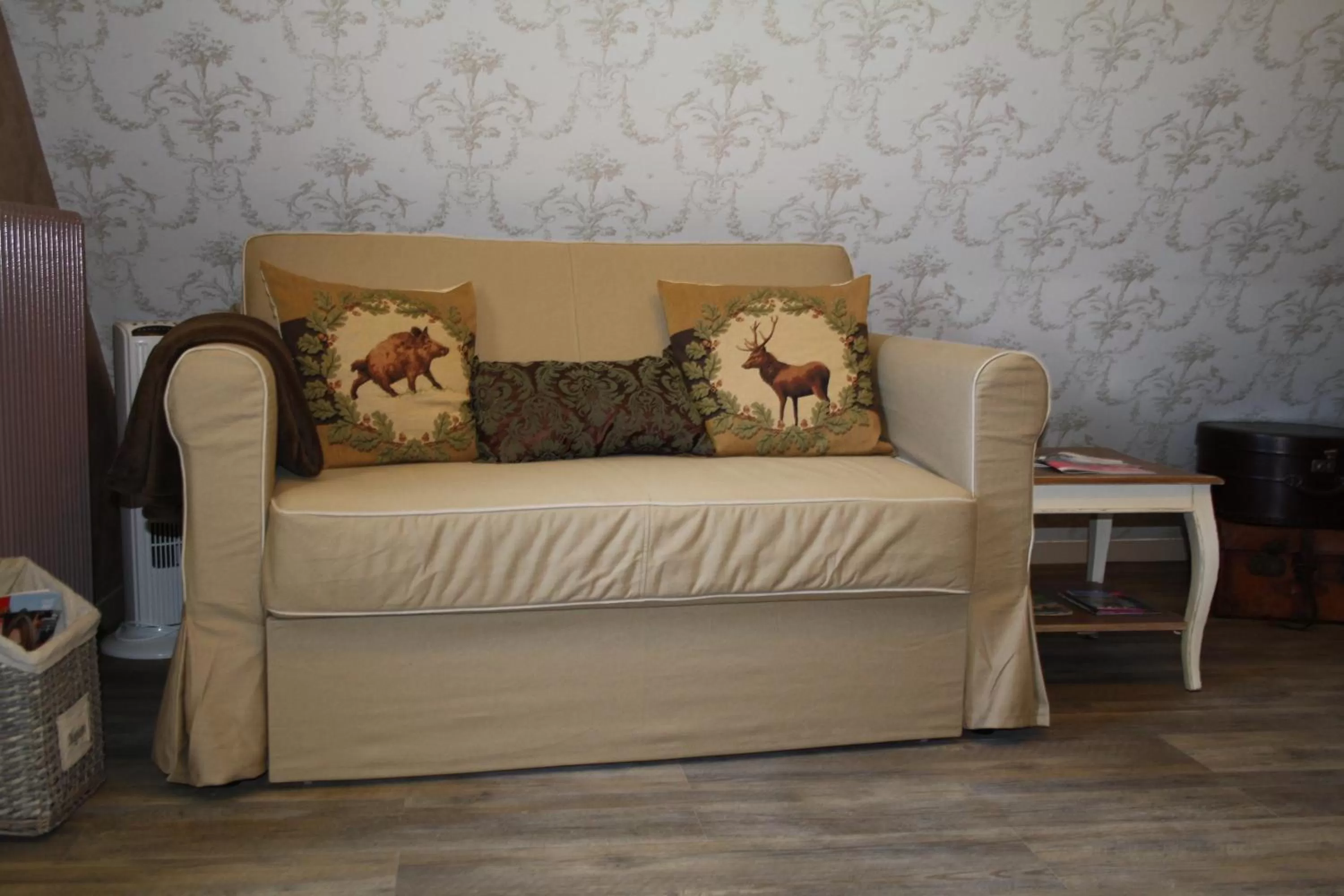 Bedroom, Bed in Chambres et Table d'Hôtes Les Machetières