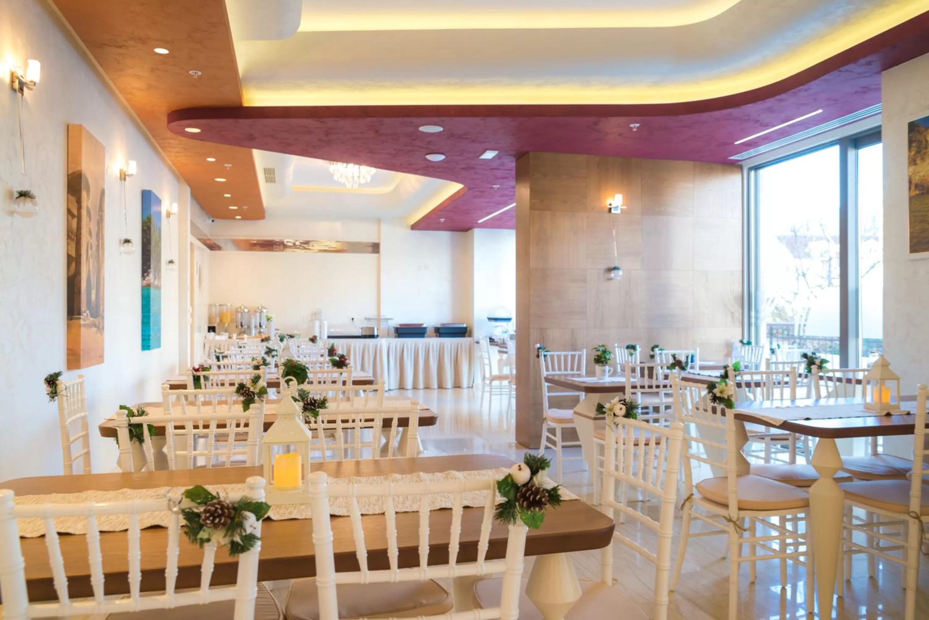 Buffet breakfast in Hotel Kadmo by Aycon