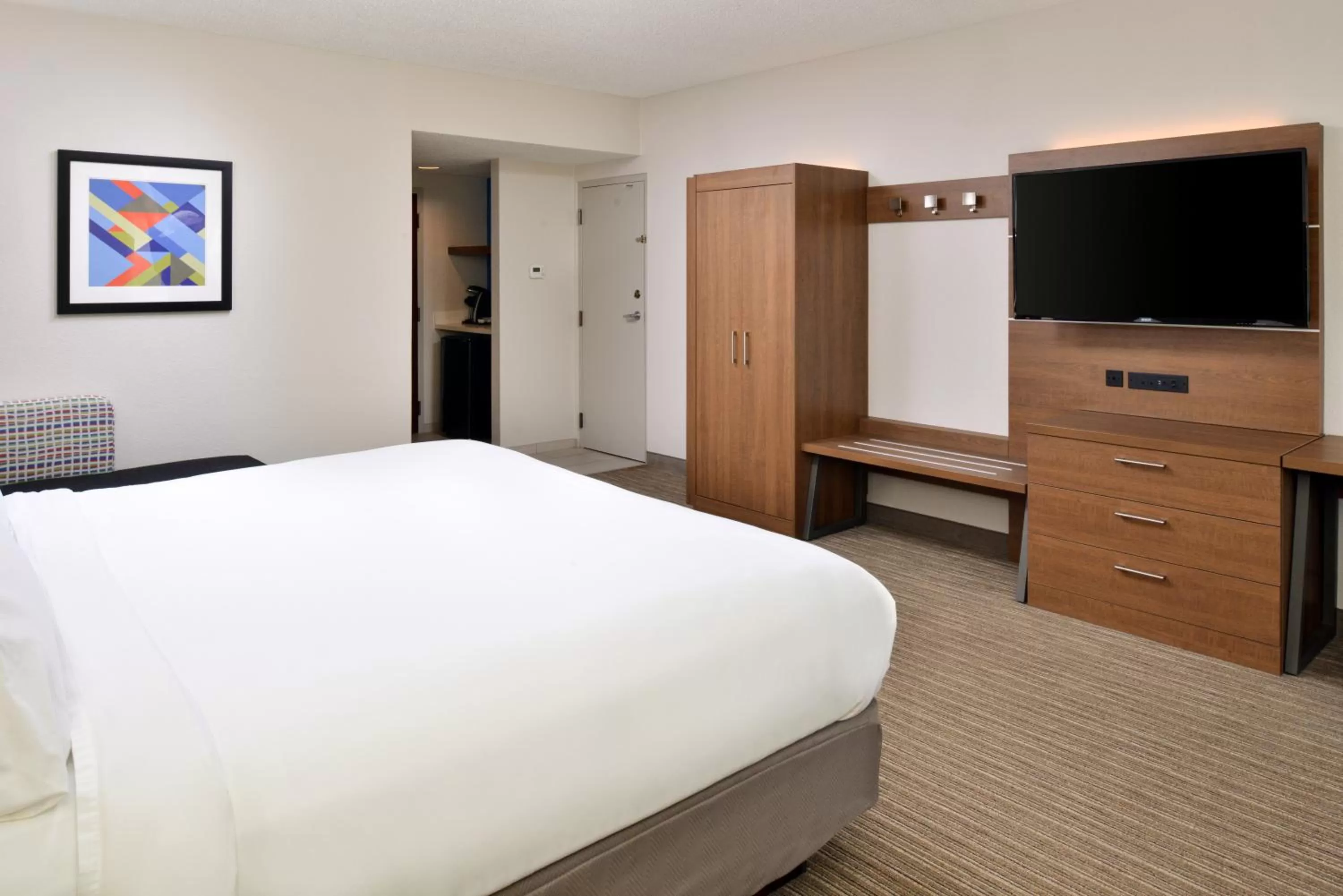 Bed in Holiday Inn Express Blowing Rock South by IHG