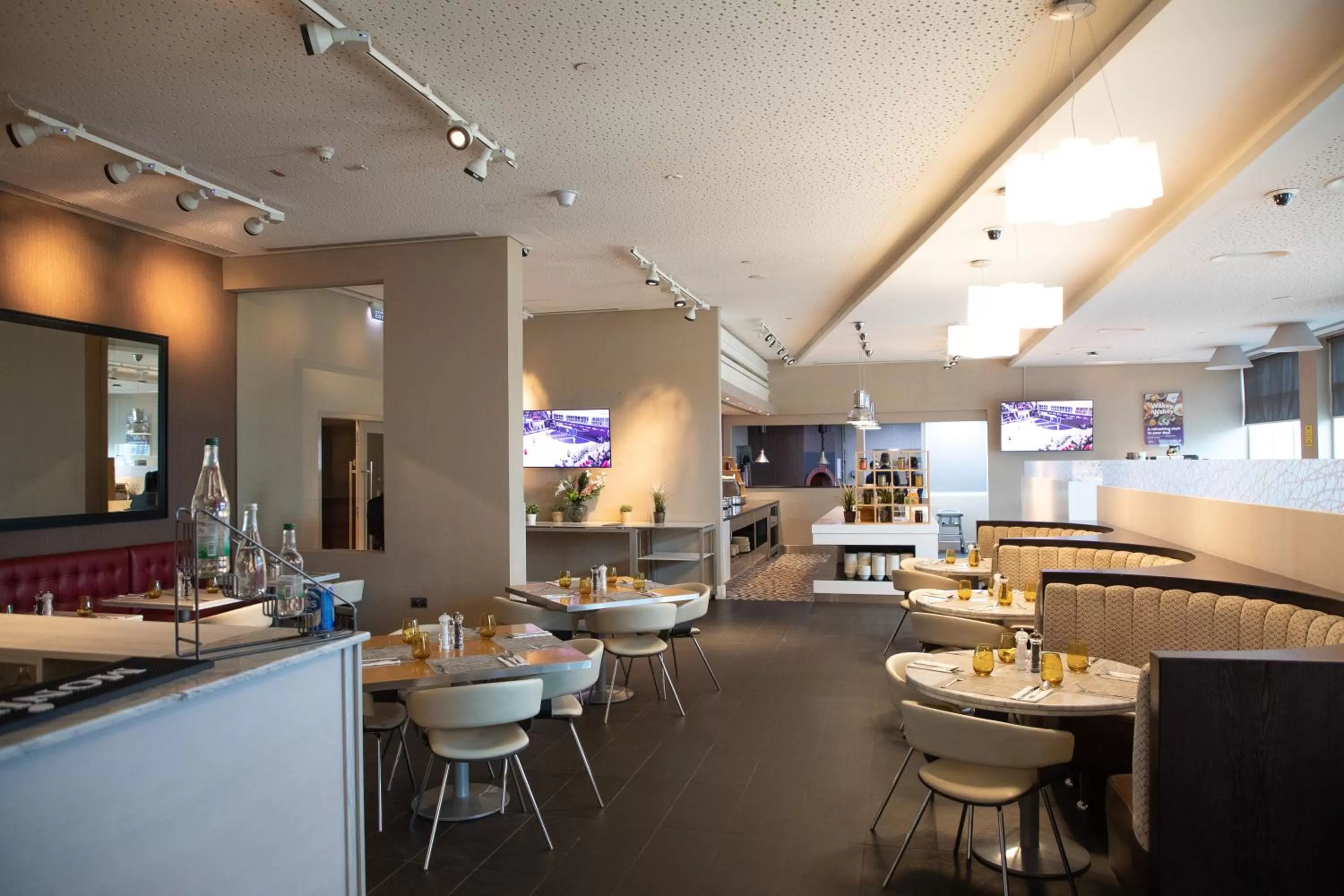 Restaurant/places to eat in Premier Inn Doha Education City