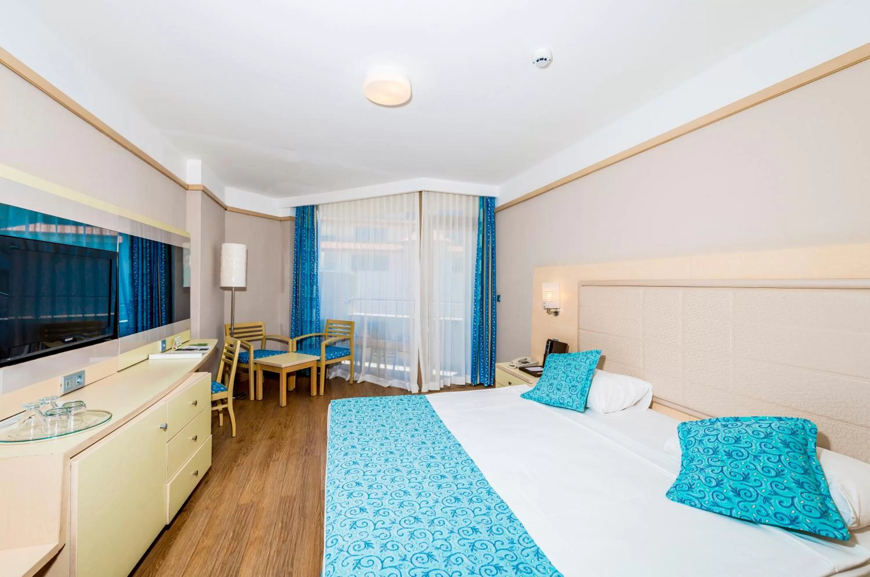 Family Suite (2 Adults + 2 Children) in VONRESORT Golden Coast & Aqua - Kids Concept-Ultra All Inclusive