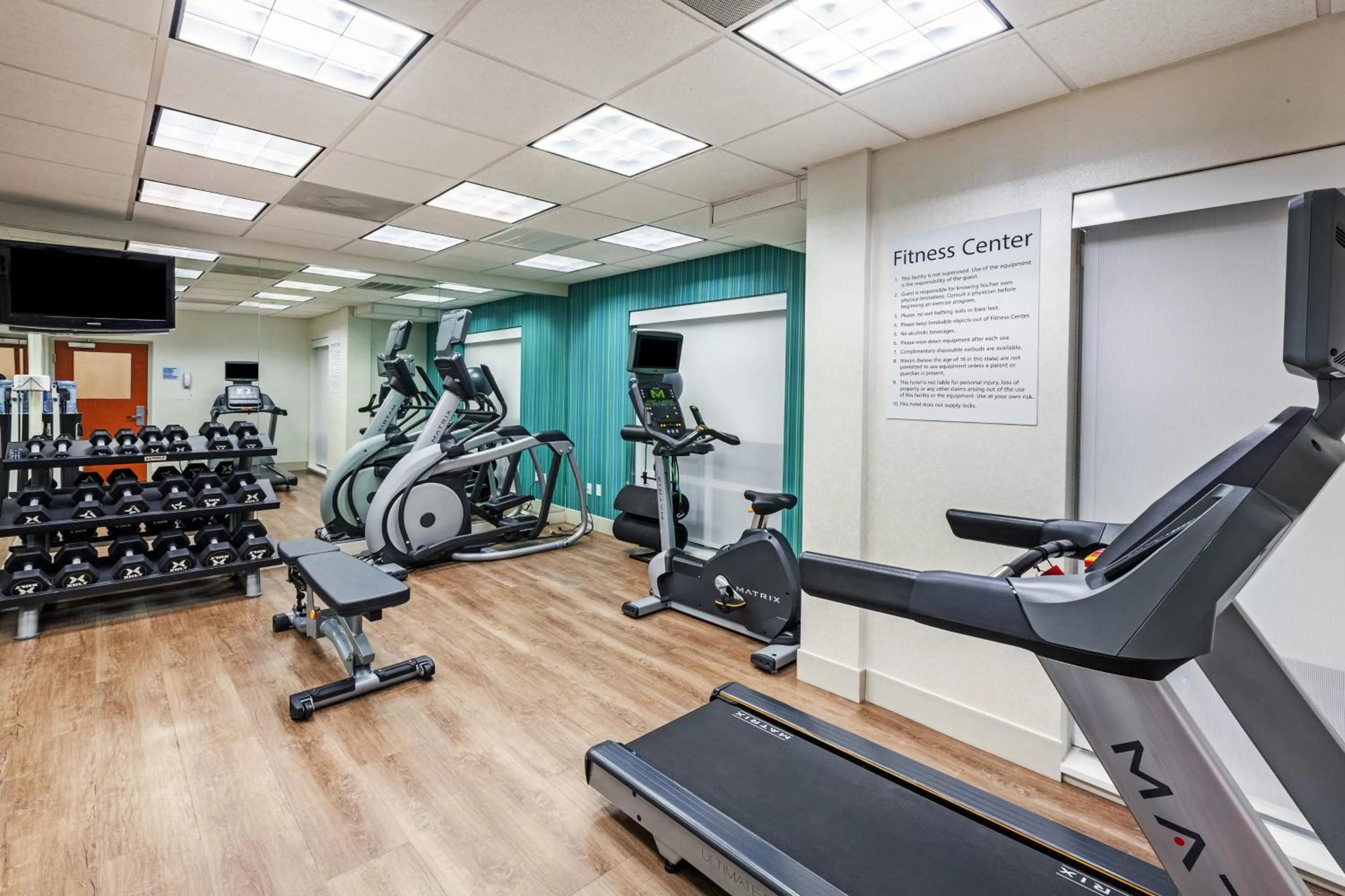 Fitness centre/facilities in Holiday Inn Express New Orleans East by IHG