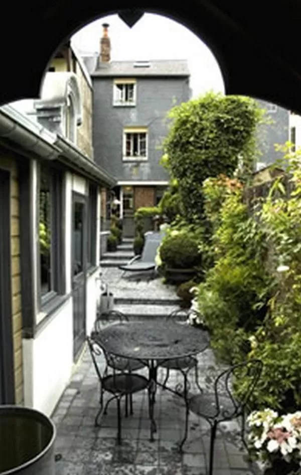 Patio in Au Grey d'Honfleur