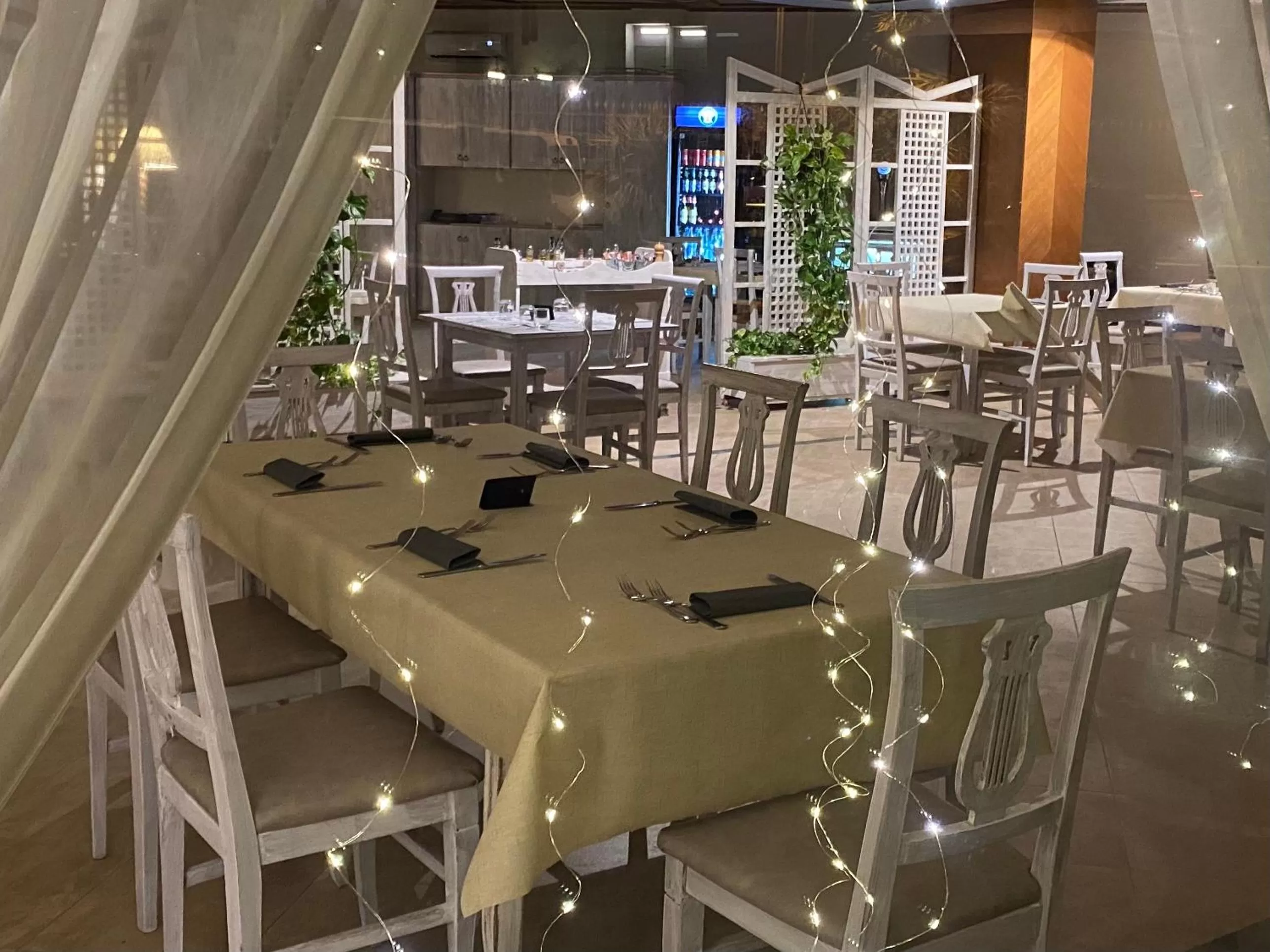 Restaurant/places to eat in Park Hotel Imperatore Adriano