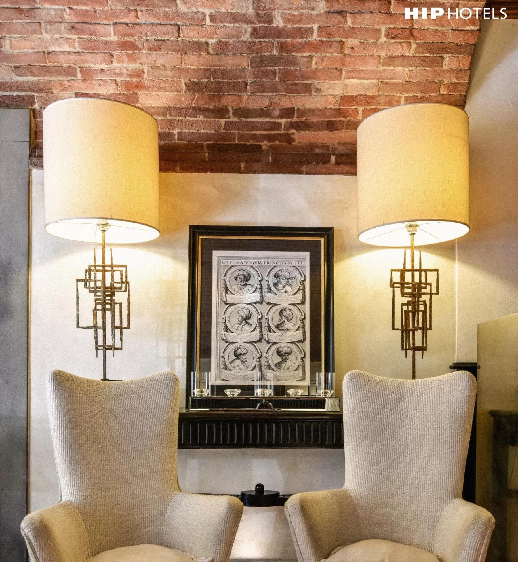 Library in Cellai Hotel Florence