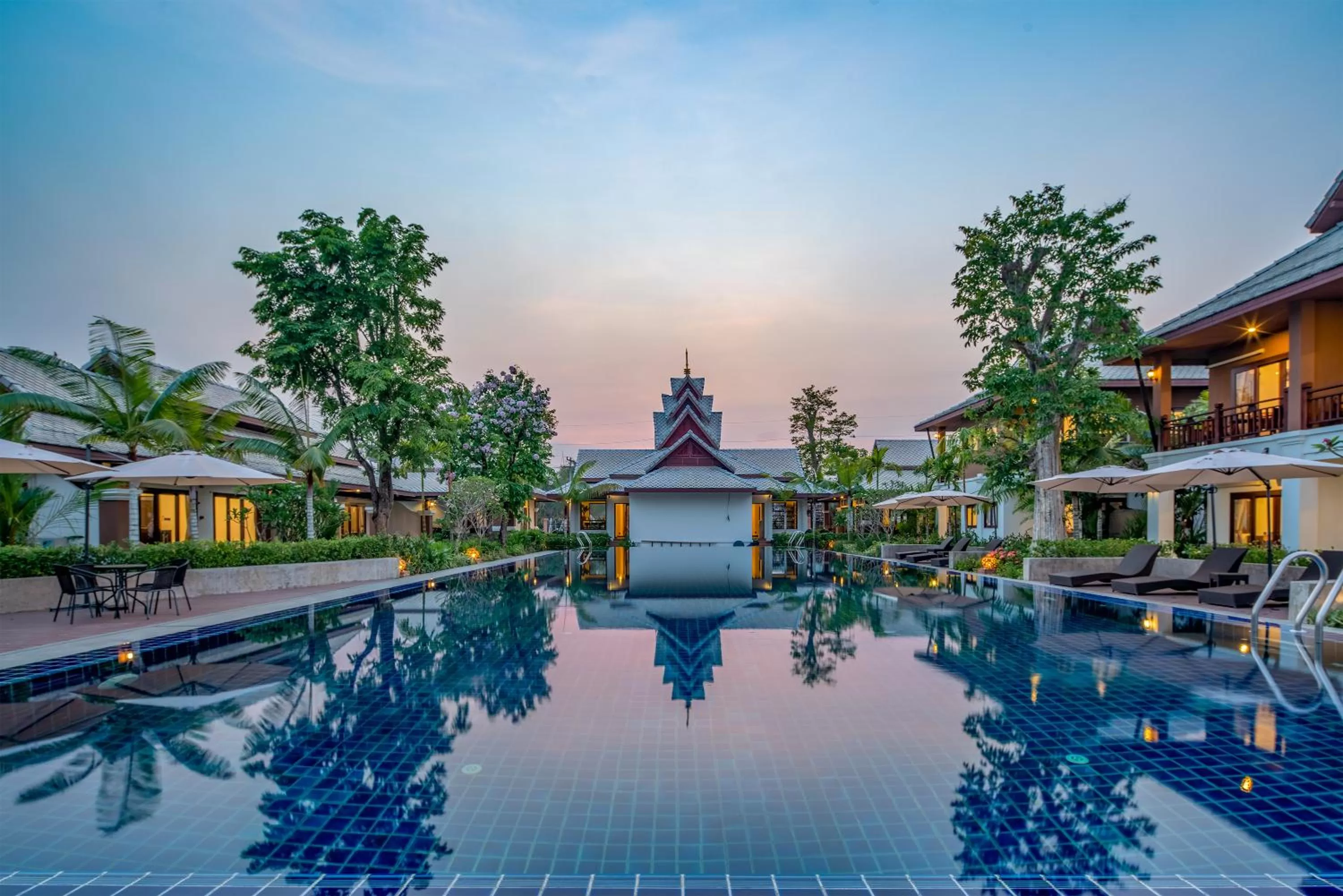 Swimming pool in Lanna Deer Resort Chiang Mai
