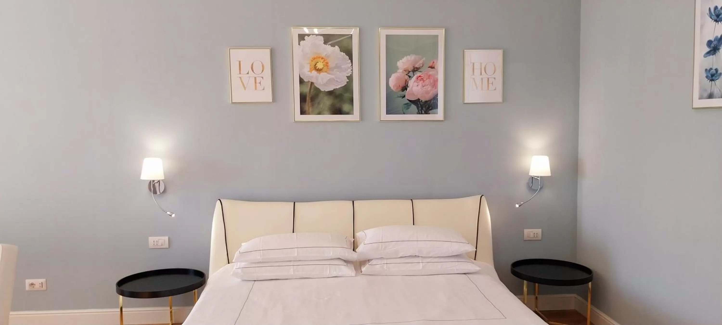 Bedroom, Bed in Villa Bellavista Alba, B&B