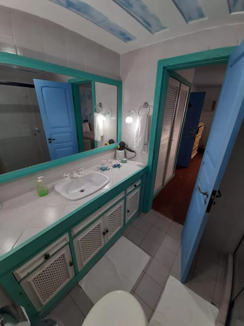 Bathroom, Bed in Vila Bela-Emília