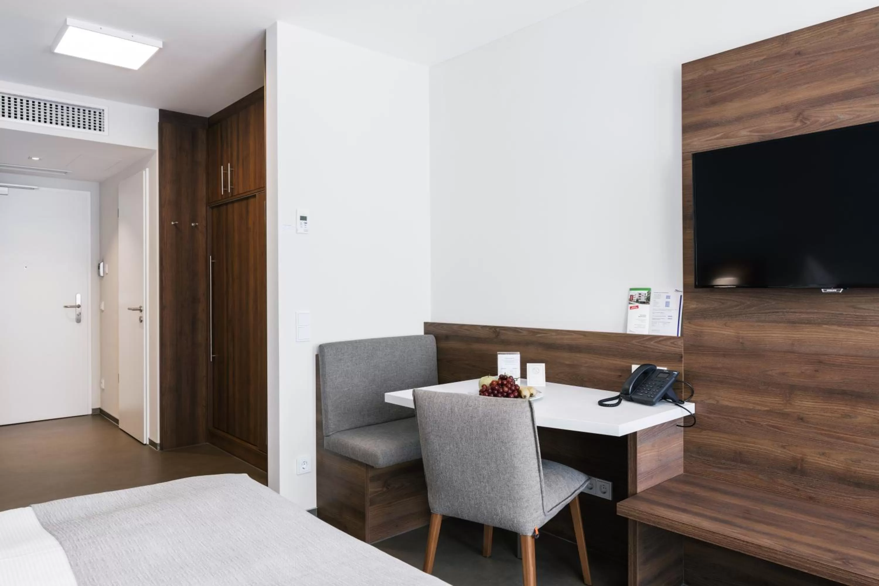 TV and multimedia, Bed in Apart-Hotel FirstBoarding Bayreuth