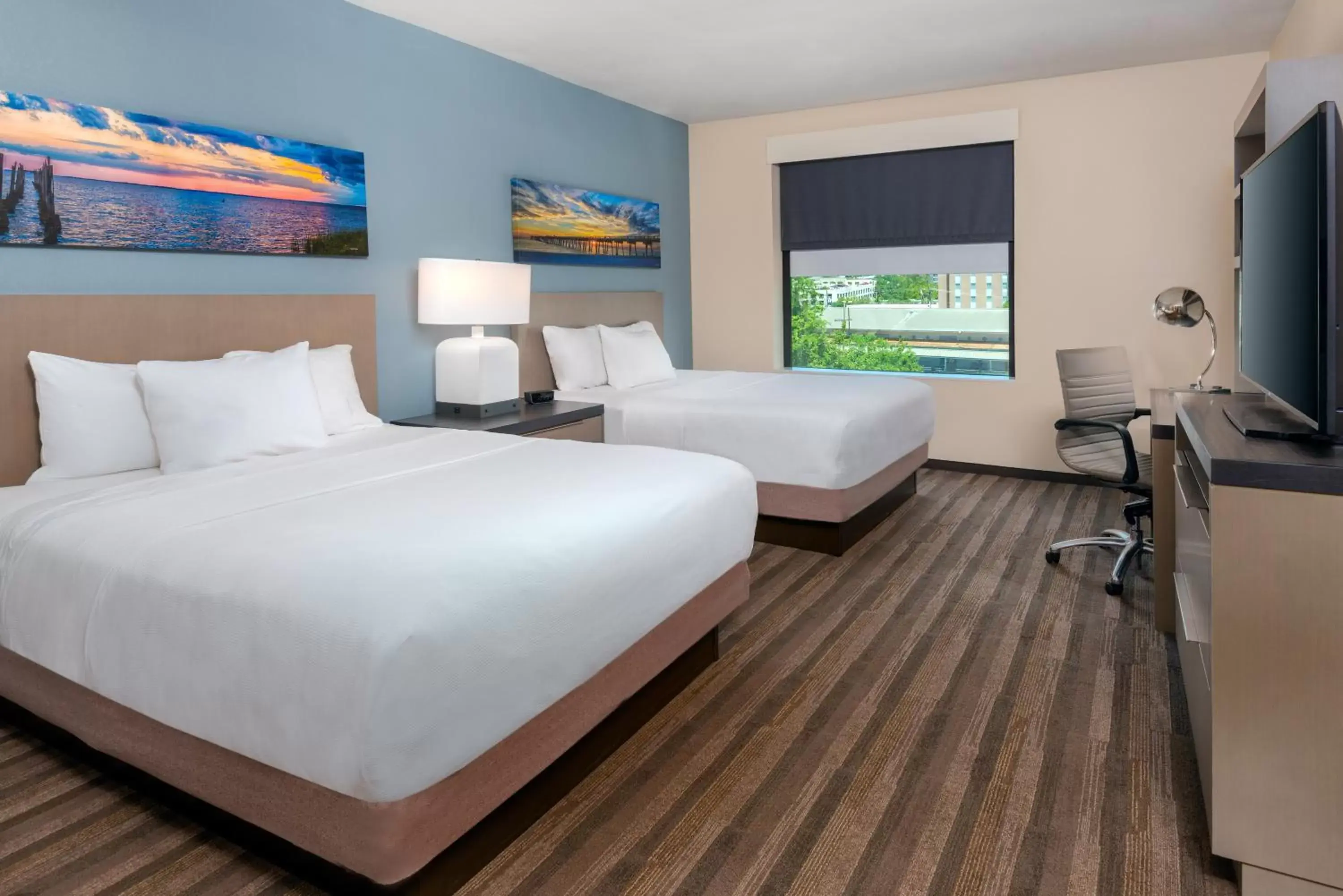 Den Guestroom with Two Queen Beds in Hyatt House Tallahassee Capitol University Den Guestroom with Two Queen Beds in Hyatt House Tallahassee Capitol University